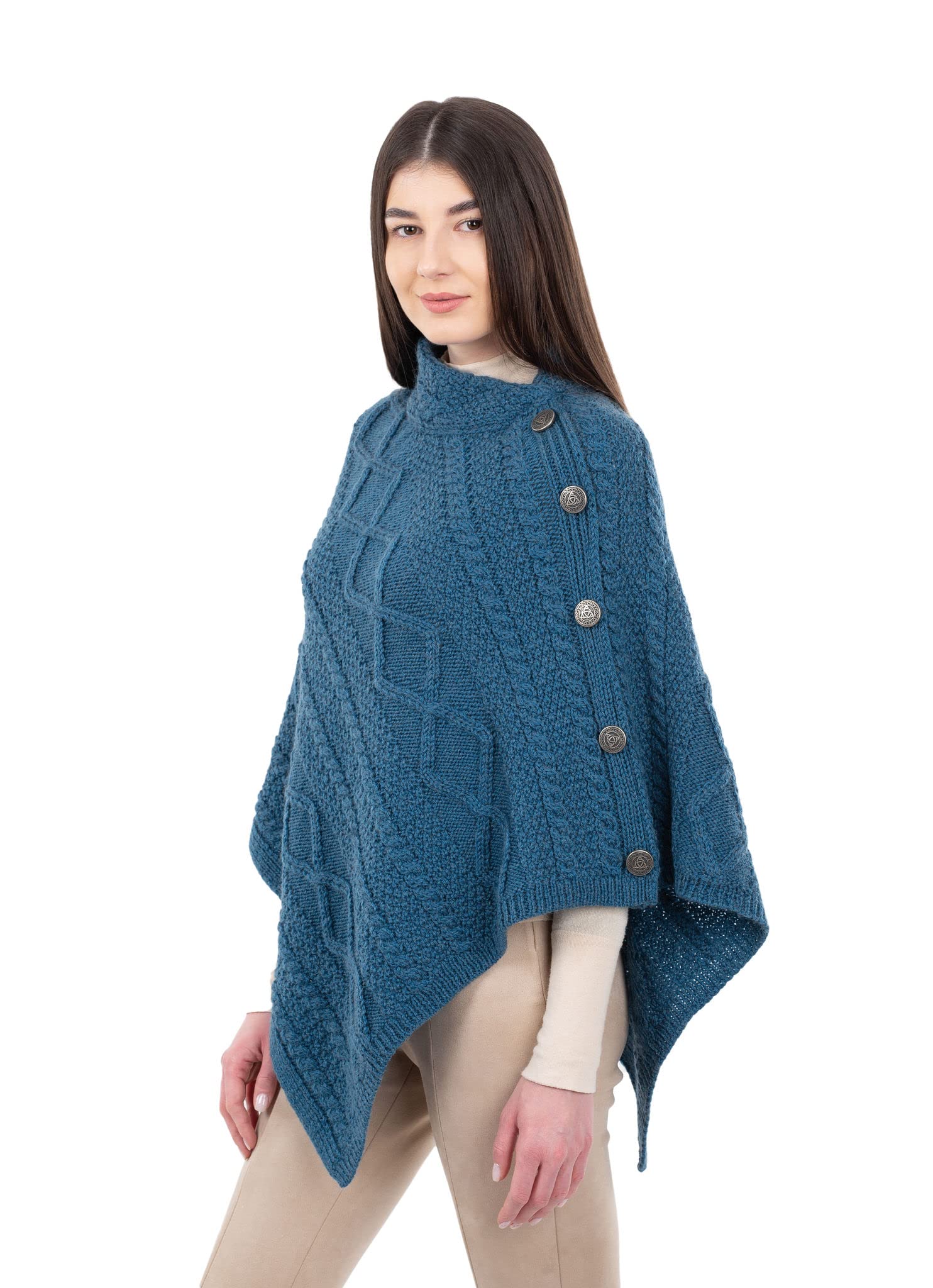 SAOL Damen Poncho aus Merinowolle mit keltischen Knöpfen Zopfstrick Cardigan Wasserfallausschnitt Cape