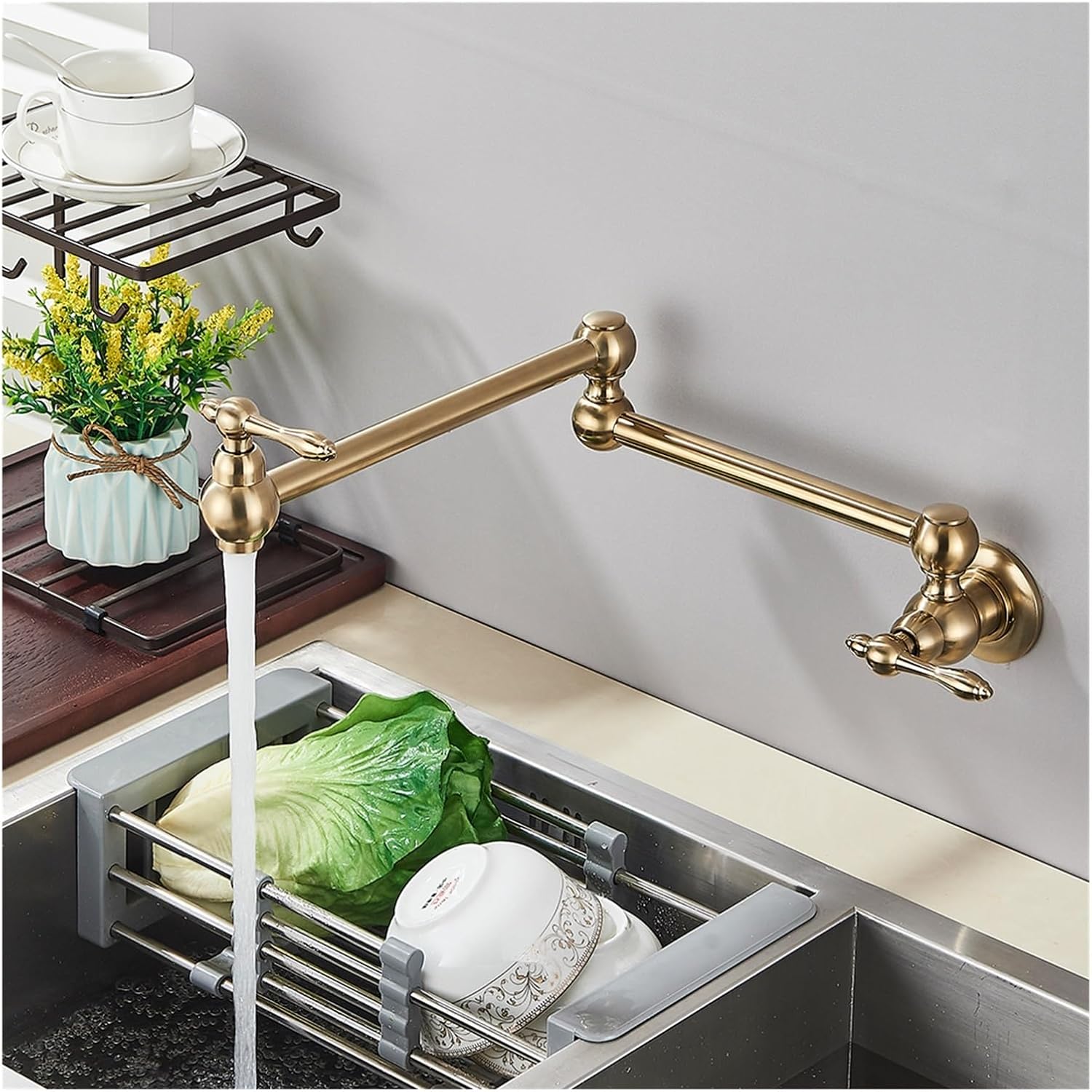 ブラッシュゴールド真鍮ポットフィラー蛇口シングル冷水キッチンタップ壁取り付けシンク回転折りたたみ式吐水口簡単設置 (色: クロームA