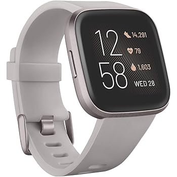 Fitbit Versa 2 – Gesundheits- und Fitness-Smartwatch mit Sprachsteuerung, Schlafindex und Musikfunktion, Steingrau/Nebelgrau, mit Alexa-Integration