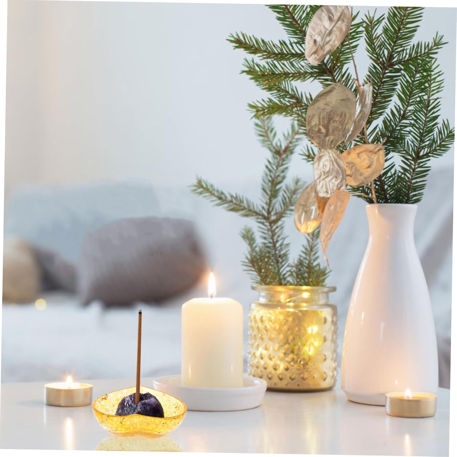 Natural Crystal Heart Shaped Yellow Resin Craft Candle Holder Resin Candle Base Decorative Bowl with Unique Texture and Versatile Usage for Home Decor Living Room