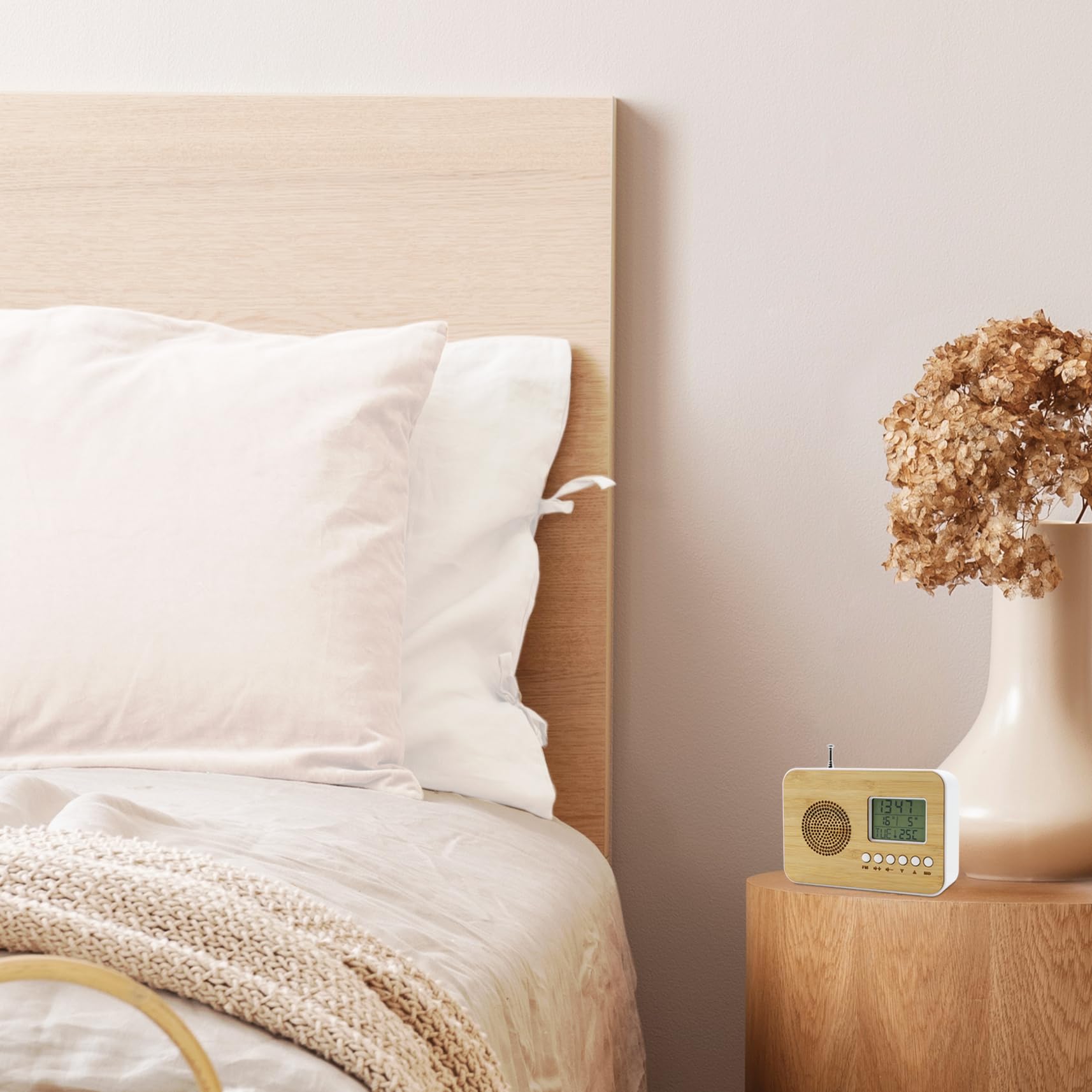mooov, Réveil de Voyage Bamboo, Écran LCD, Radio Intégrée, Fonction Sleep, Affichage Température Intérieure, Fonctionne avec 2 Piles AAA - 477320