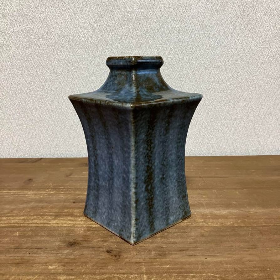 呉洲扁壺河井透