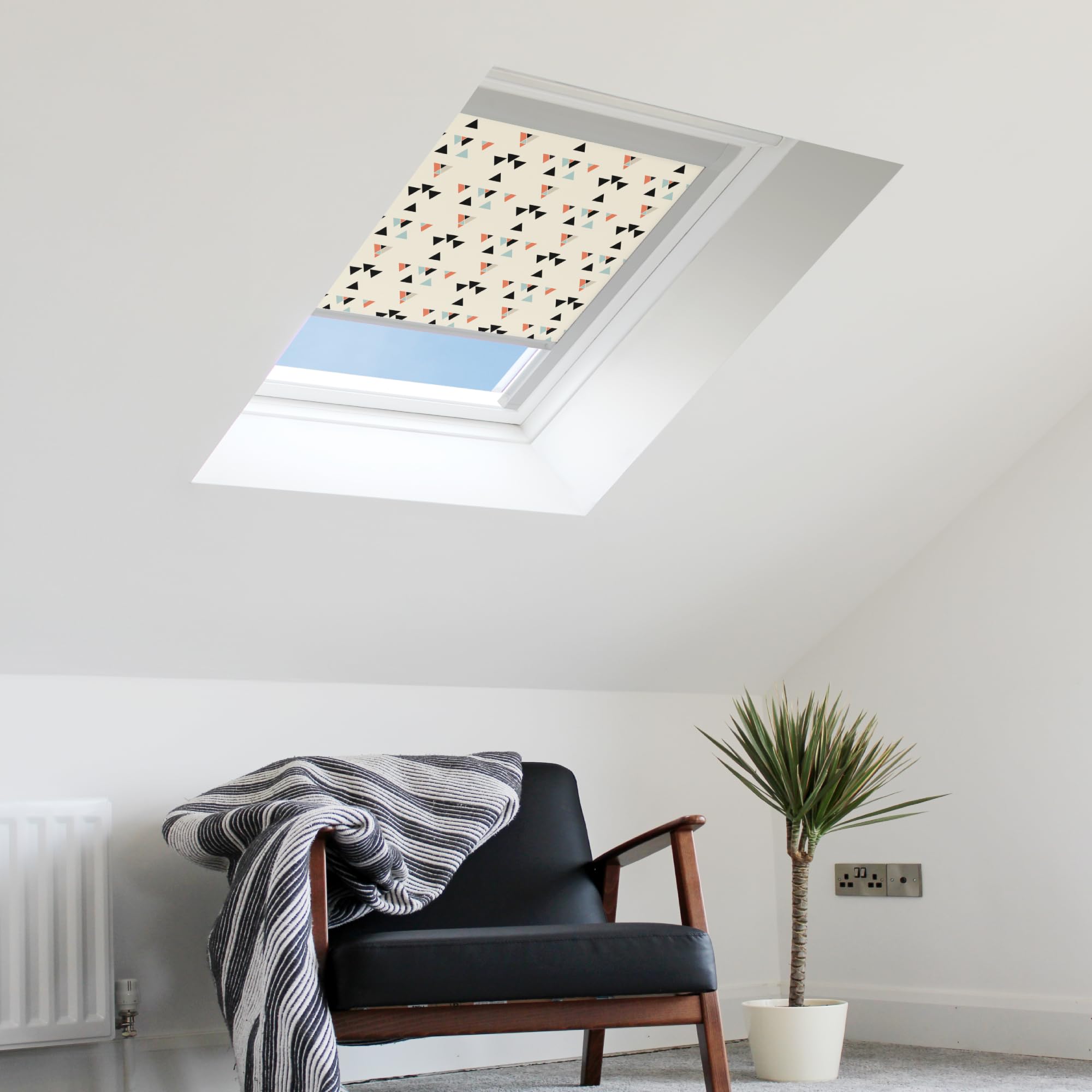 Verdunkelungsrollo Premium für Roto, auf Maß, Thermorollo, Sonnenschutz | Dachfensterrollo, passend für Modelle 310-849, Q4, R35-R88
