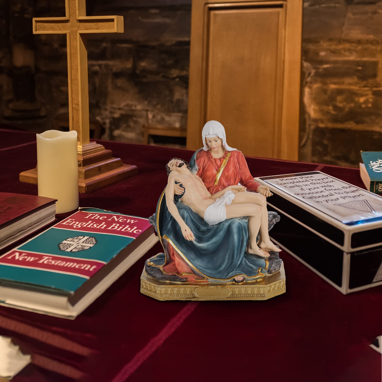 カトリック　ピエタ Amazon.co.jp: 高さ8.6インチ フルカラー La Pieta 像 樹脂製