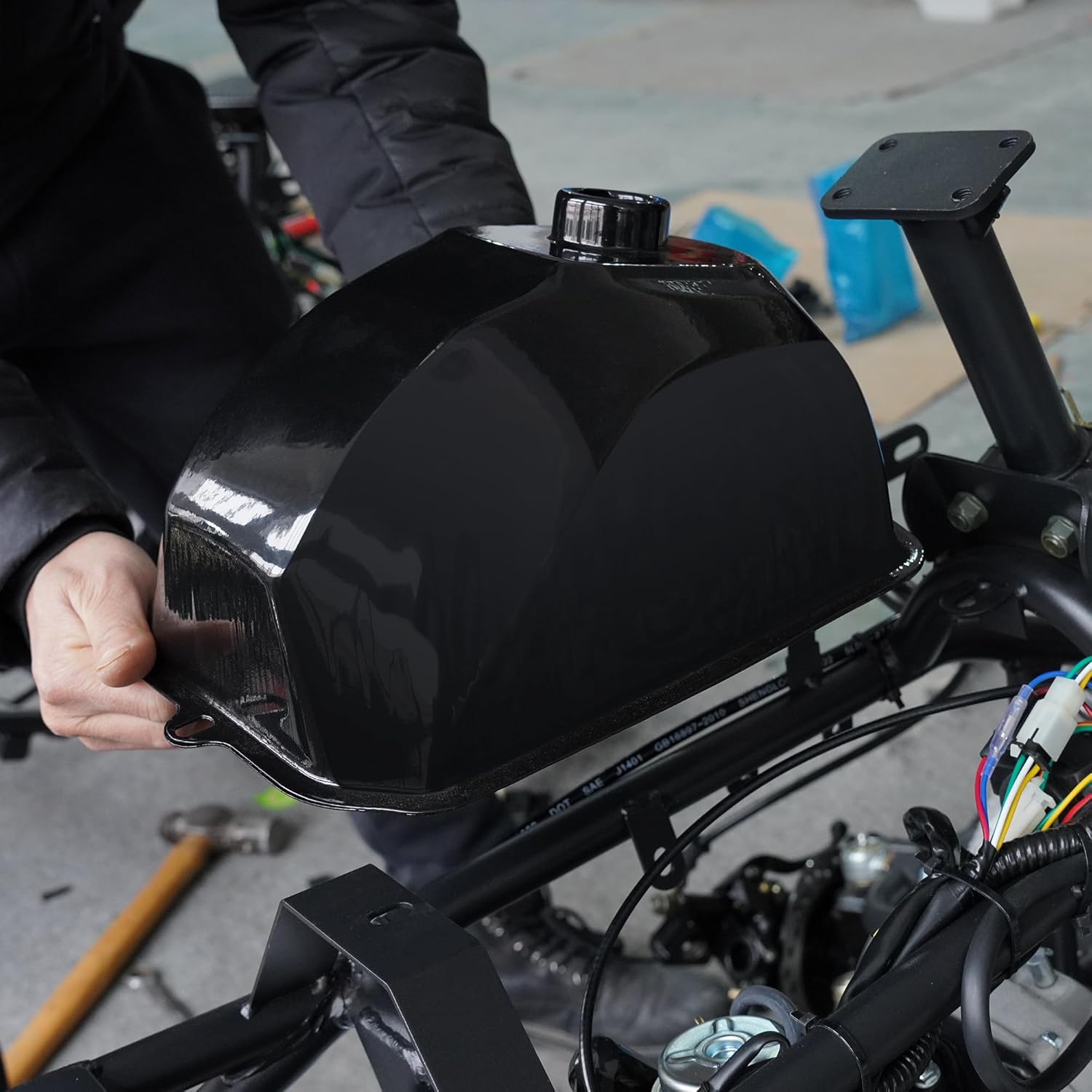 RUTU Metal Gas Tank ATV Fuel Tank Petrol Tank with Cap for 110cc 125cc 150cc 200cc 250cc ATV Quad 4 Wheeler Taotao ATA Bull Rhino