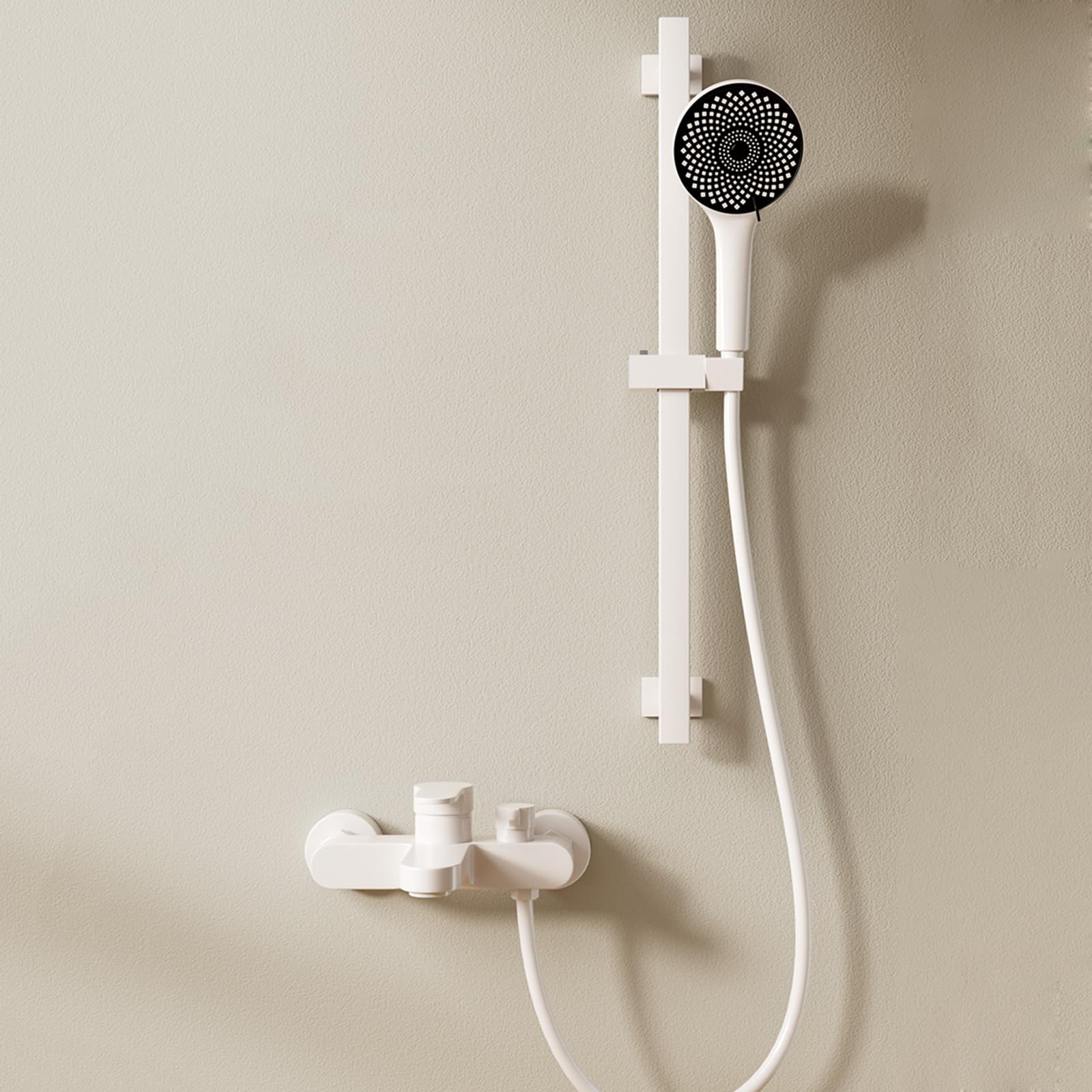 Robinetterie de douche blanche murale avec douchette et mitigeur de bain chaud froid
