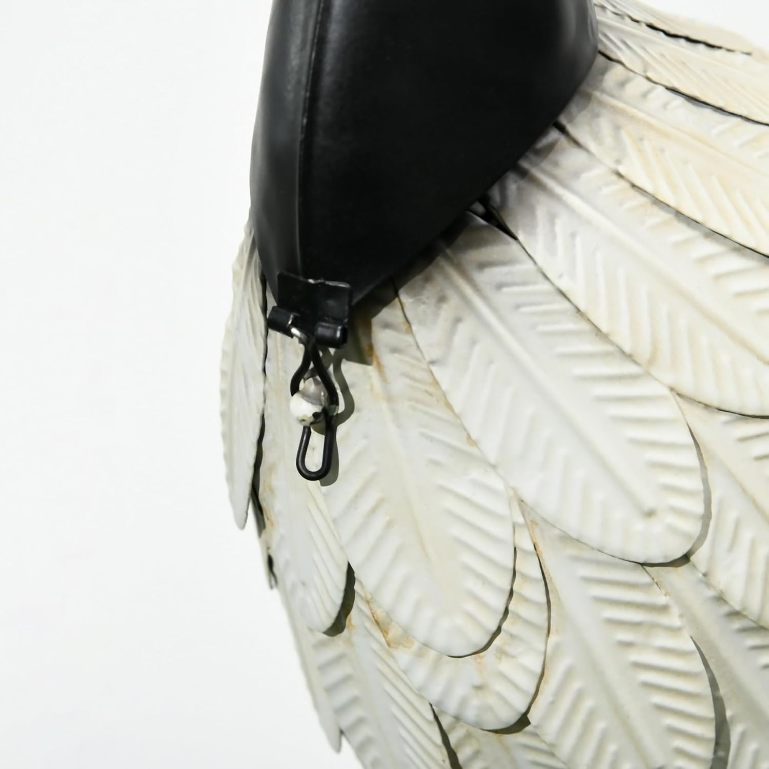 Outsunny Heron Garden Statues, 35.5" & 40.5" Standing Bird Sculptures, Metal Yard Art Decor for Lawn, Patio, Backyard, Landscape Decoration Set of 2, White & Black