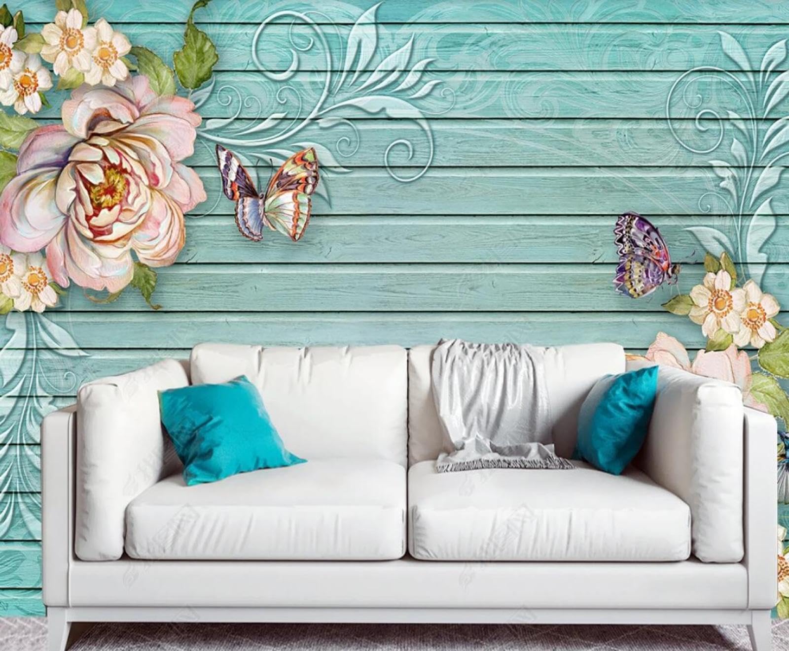 Papier peint panoramique pour masquer un mur abîmé avec un décor floral rose vintage