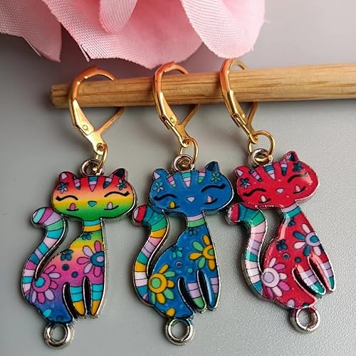 Miniatura 4 de 6 marcadores de punto de bloqueo extraíbles de ganchillo de cola larga para tejer y tejer a ganchillo, 6 gatos atigrados, bonitos dijes de metal