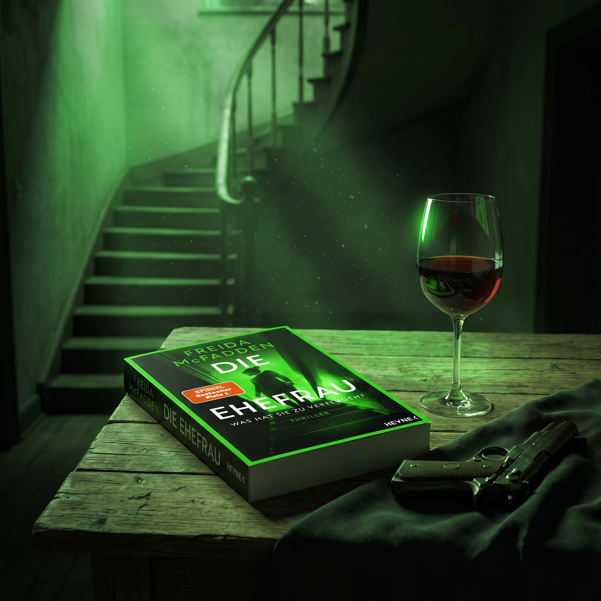 Freida McFadden Thriller Buchset - Der Freund, Der Lehrer, Die Kollegin, Die Ehefrau - SPIEGEL Bestseller - 4 Psychothriller & 2 exklusive Lesezeichen - Spannung pur von der Autorin von The Housemaid