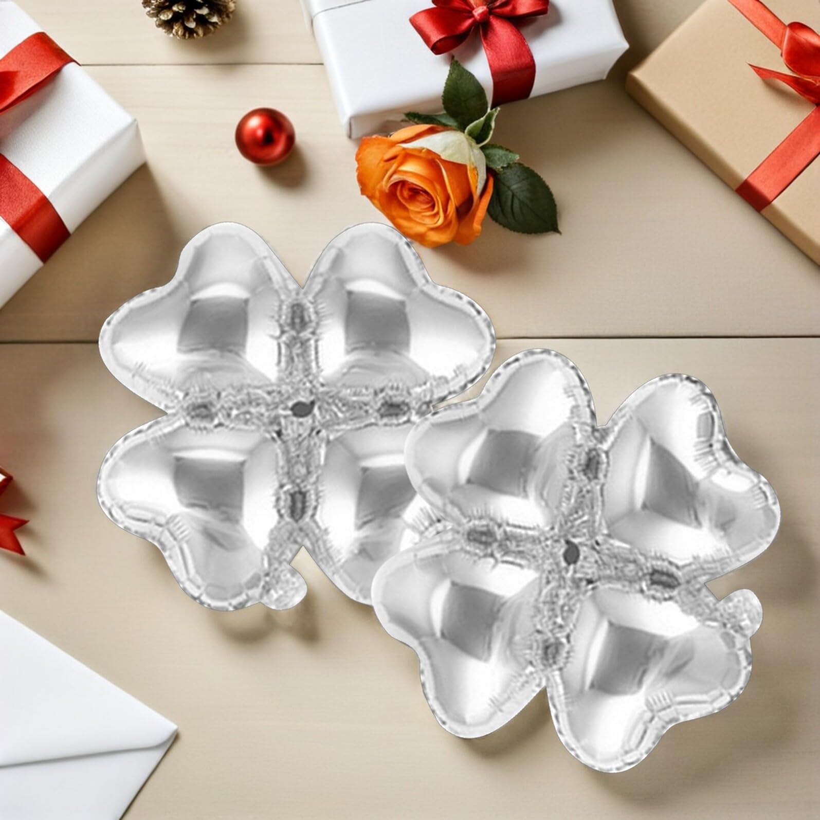 Palloncino a Foglia Fiora e Cuore in Alluminio, 50 Pezzi | Argento, Riutilizzabile e Resistente alla Rottura, per Matrimonio e Festival