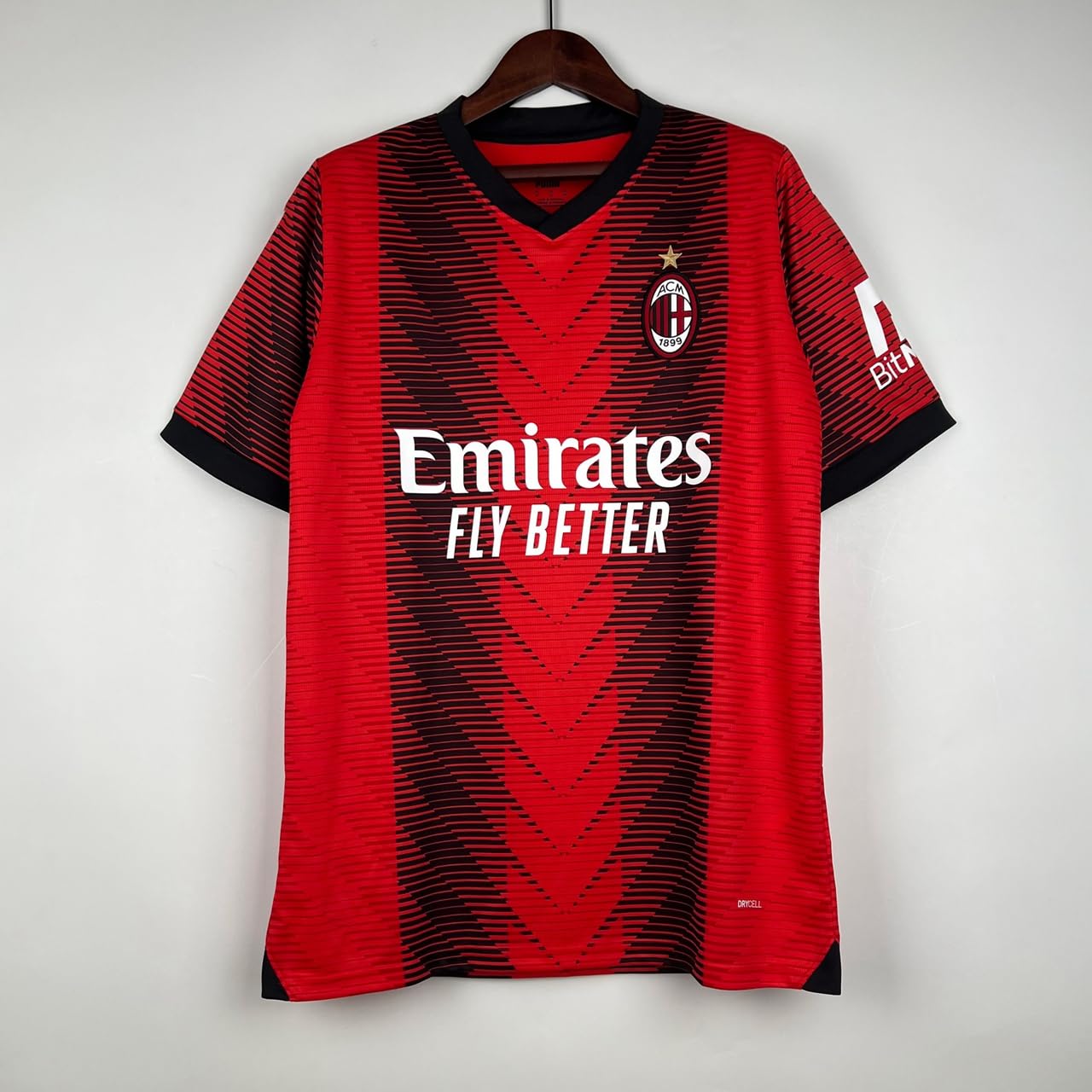 Amazon.co.jp: ACミラン サッカー ユニフォーム 24-25 ホーム