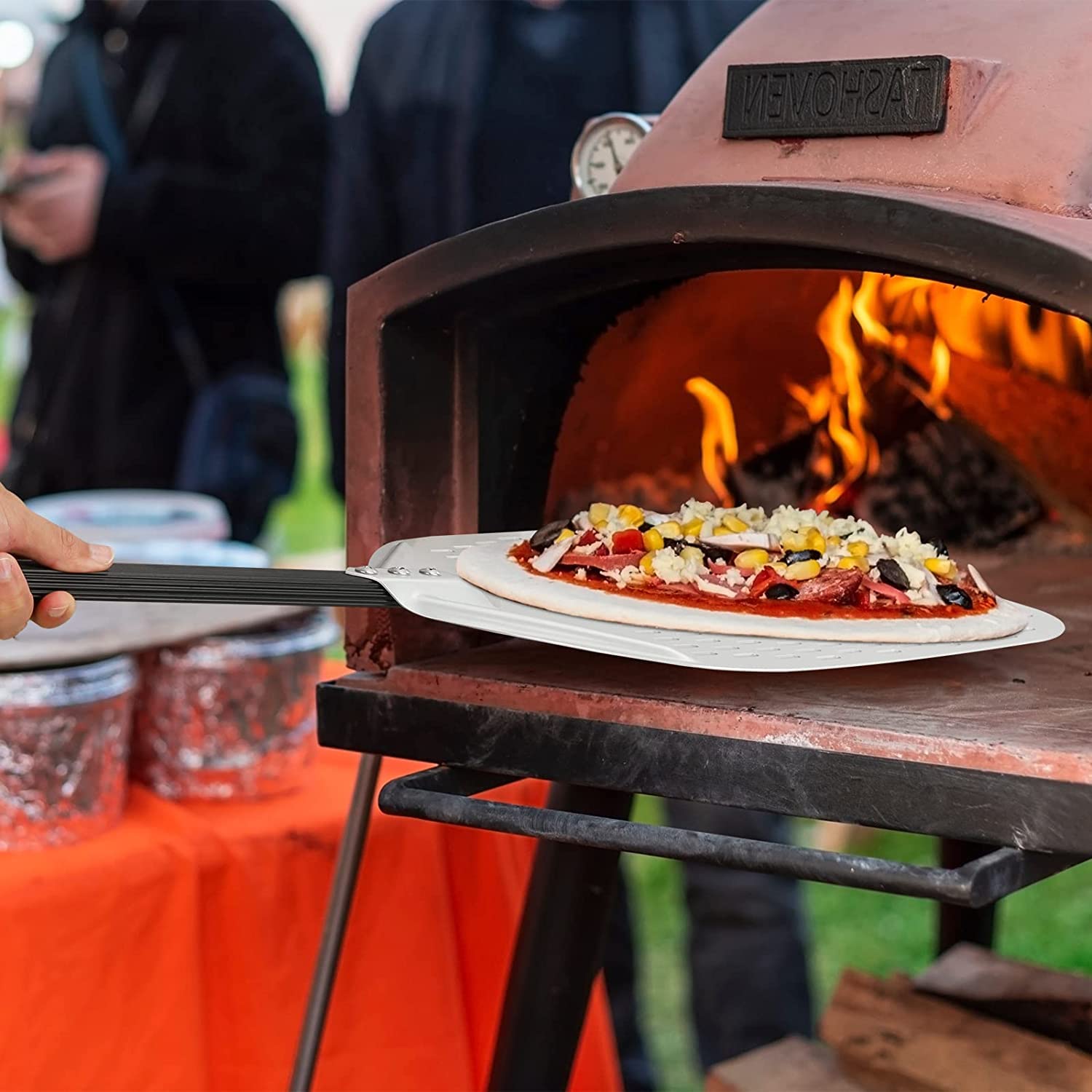 Pala Per Pizza Perforata In Alluminio 12 Pollici – Manico Lungo 73 Cm, Antiscottatura, Per Forno E Pietra Refrattaria
