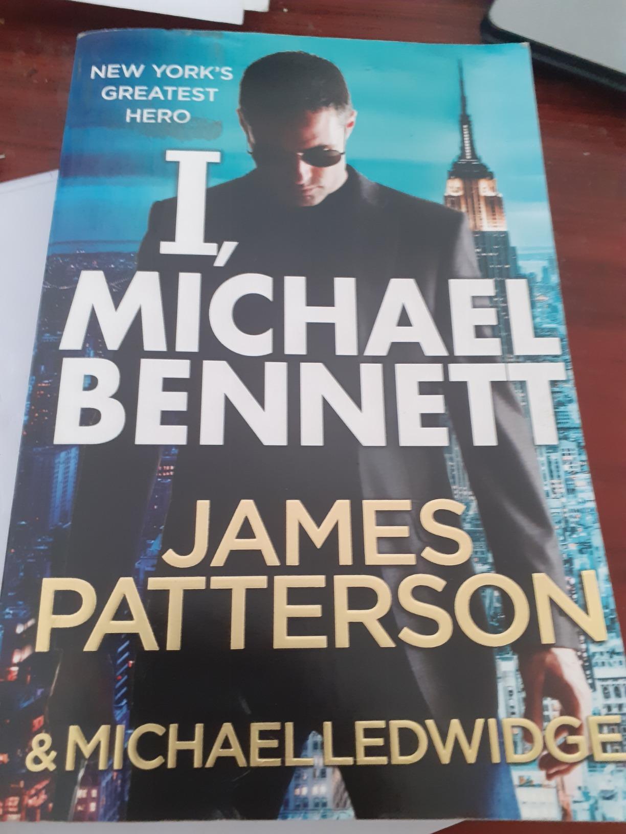 Amazon.co.jp: [(I, Michael Bennett: (Michael Bennett 5))] [Author ...