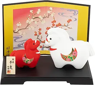瀬戸陶芸社 2026年 干支 置物 置き物 コンパクト 午 馬 うま 正月飾り 開運 紅白の午親子 小 昭峰窯 111
