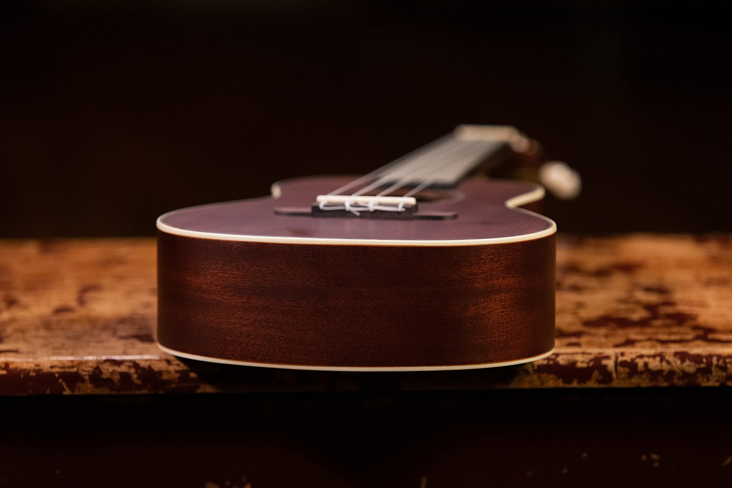 Ortega Guitars Akustyczne Ukulele Koncertowe – Seria Timber – W Zestawie Z Pokrowcem – Mahoń, Wykończenie Naturalne (RU11)