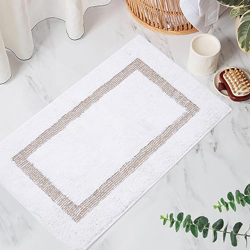 FRESHMINT Alfombra de baño con borde copetudo, de 17 x 24 pulgadas, tapete antideslizante para suelo de baño y bañera, tapete de ducha absorbente de