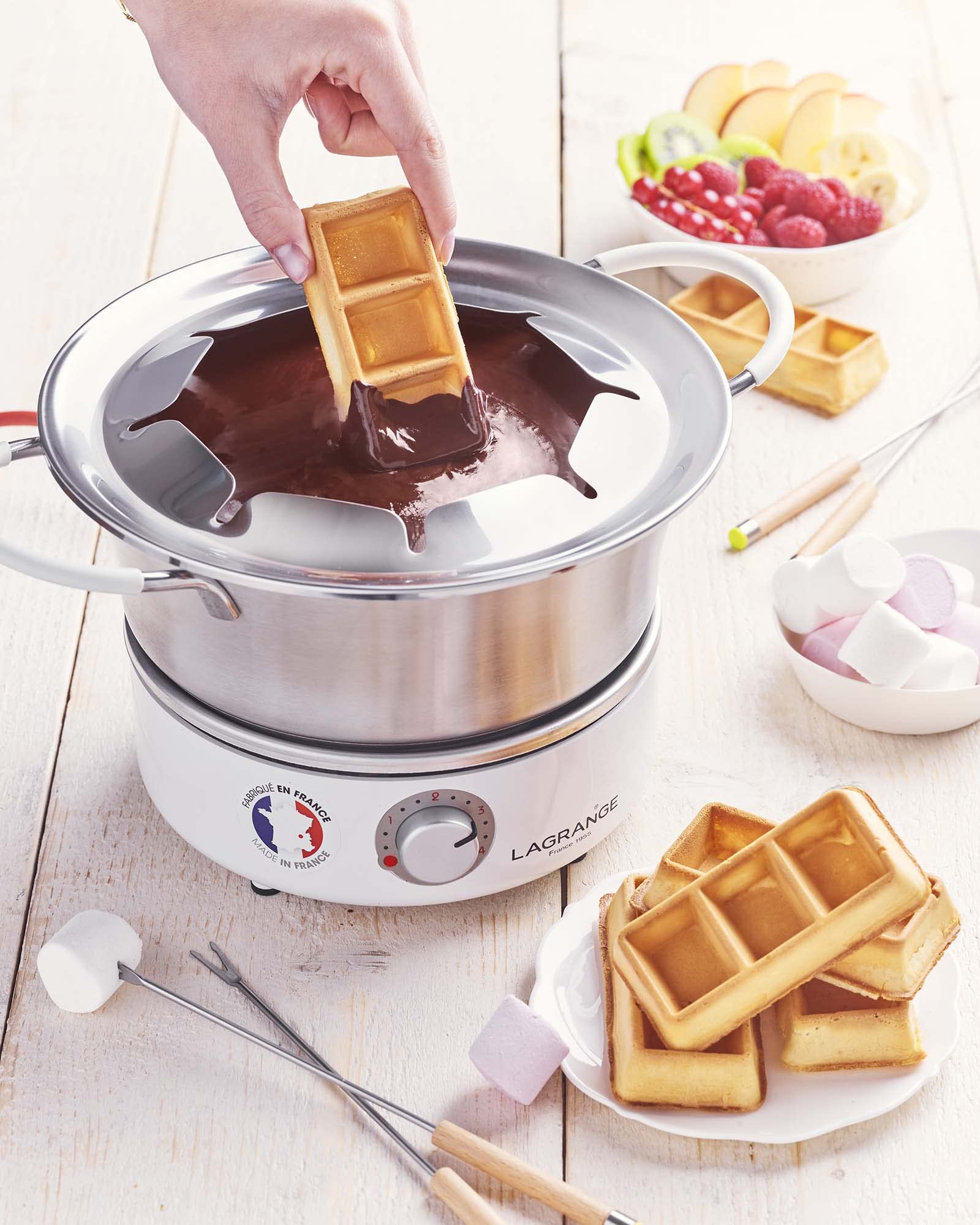 Lagrange 349302 Fondue Elégance en Acier inoxydable Brossé Rouge