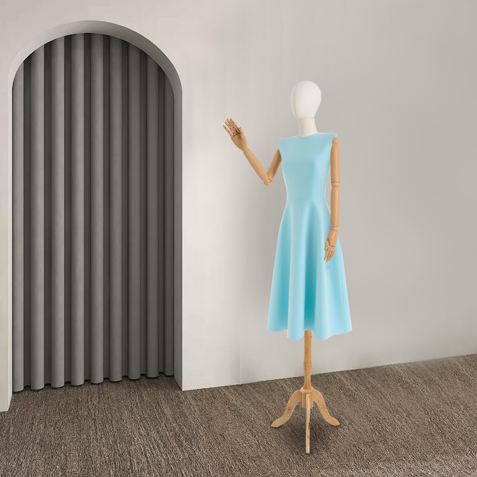 Weibliche Schneiderei Schaufensterpuppe Schneider Weibliche Schaufensterpuppe Torso Körper Fenster Hochzeitskleid Holz Arm halber Körper mit einem Leinenkopf Dreieck Halterung Basis höhenverstellbar