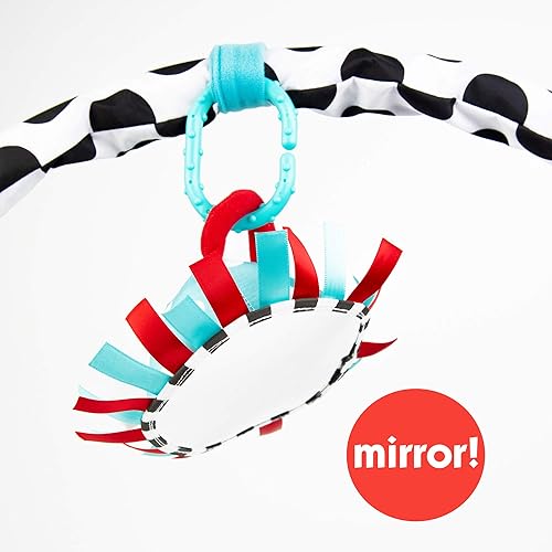 Miniatura 5 de Sassy Tapete de juego para el tiempo boca abajo en blanco y negro para jugar con la barriga o la espalda con juguetes desmontables, a partir de 0