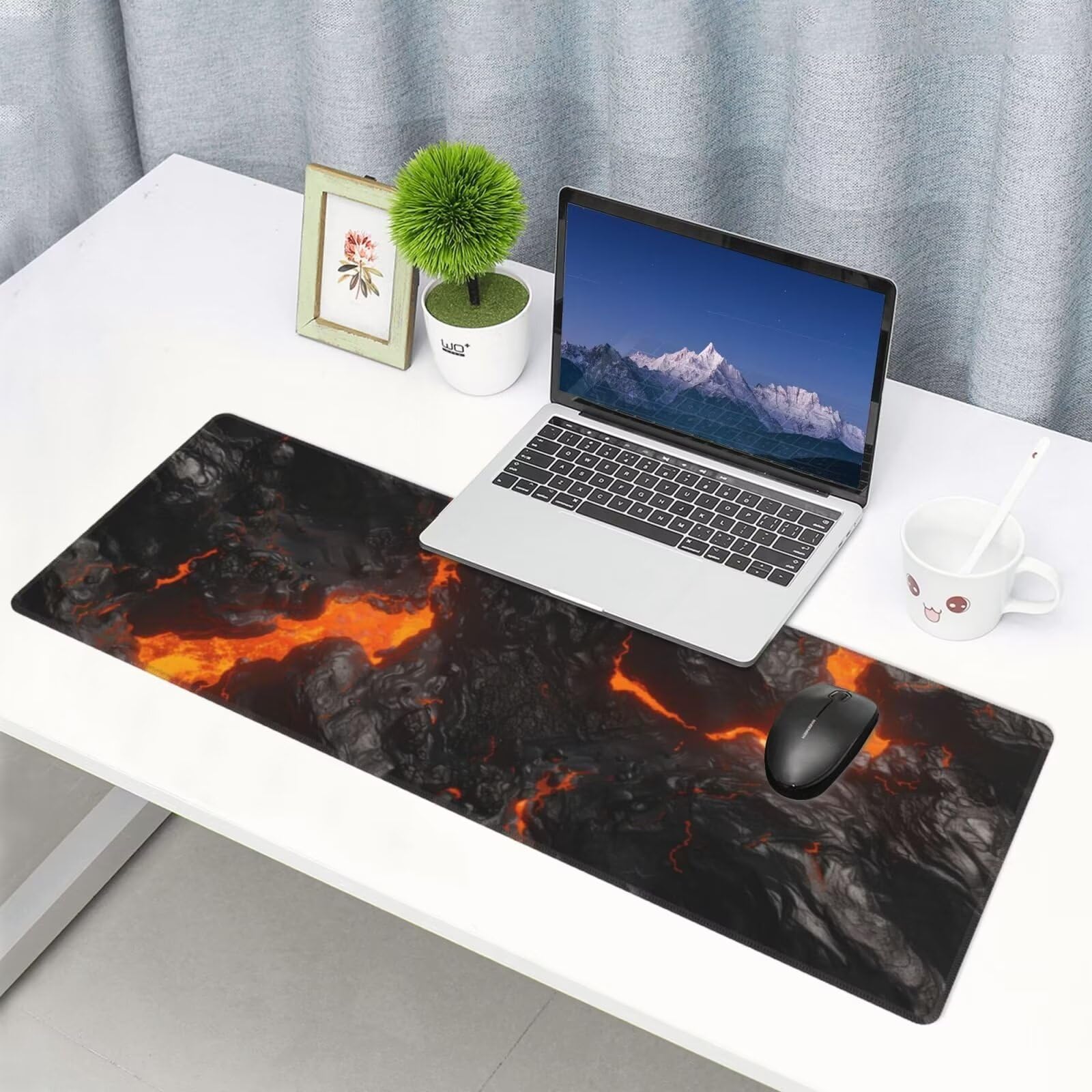Tappetino Mouse, Tappetino Mouse Gaming Grande XXL 1500x800x3mm Tappetino Scrivania Mouse Pad, Base in Gomma Antiscivolo, Bordi Cuciti,Lavabile, Mousepad per Ufficio e Gaming (Magma) R-708