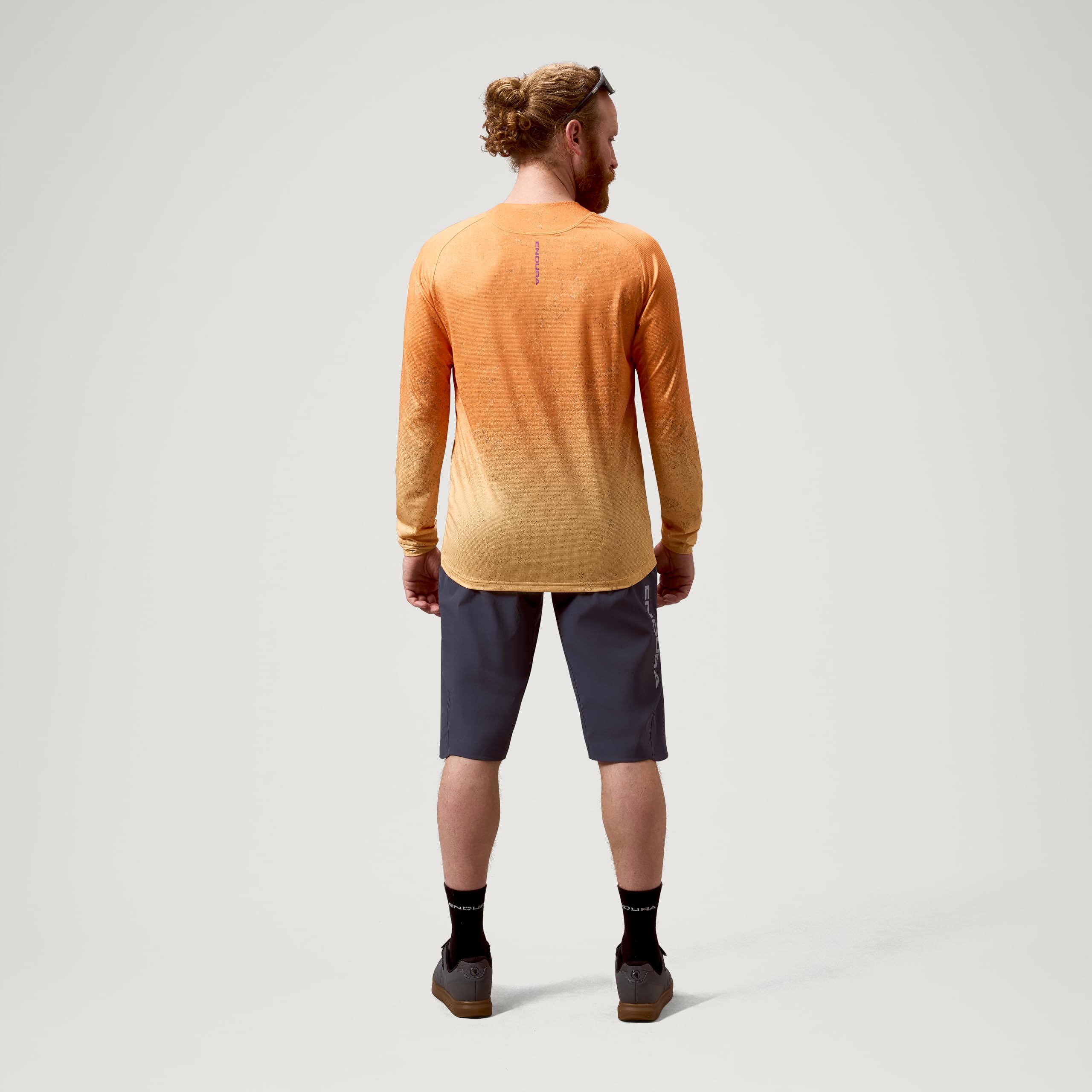 Endura Singletrack Long Sleeve Cycling Print Tee Maglietta da Ciclismo a Maniche Lunghe con Stampa singletrack Uomo (Pacco da 1)