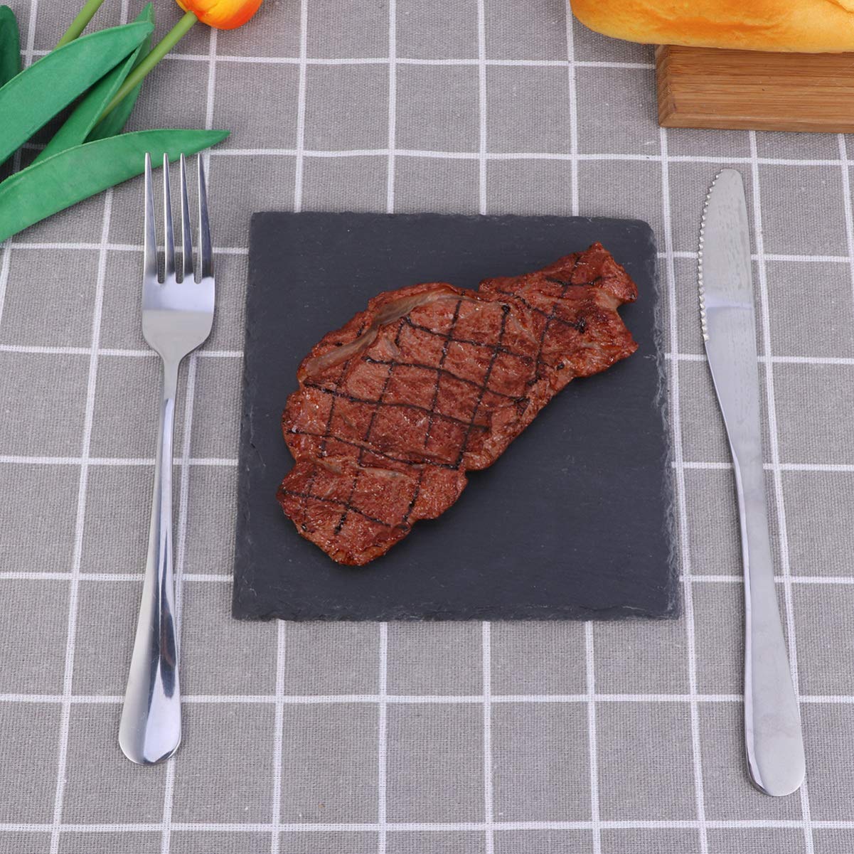 Plato de piedra de pizarra de 20 x 20 cm, ideal para postres de comida occidental, carne, pizza, queso y pastelería, perfecto para uso en el hogar, restaurante y cocina