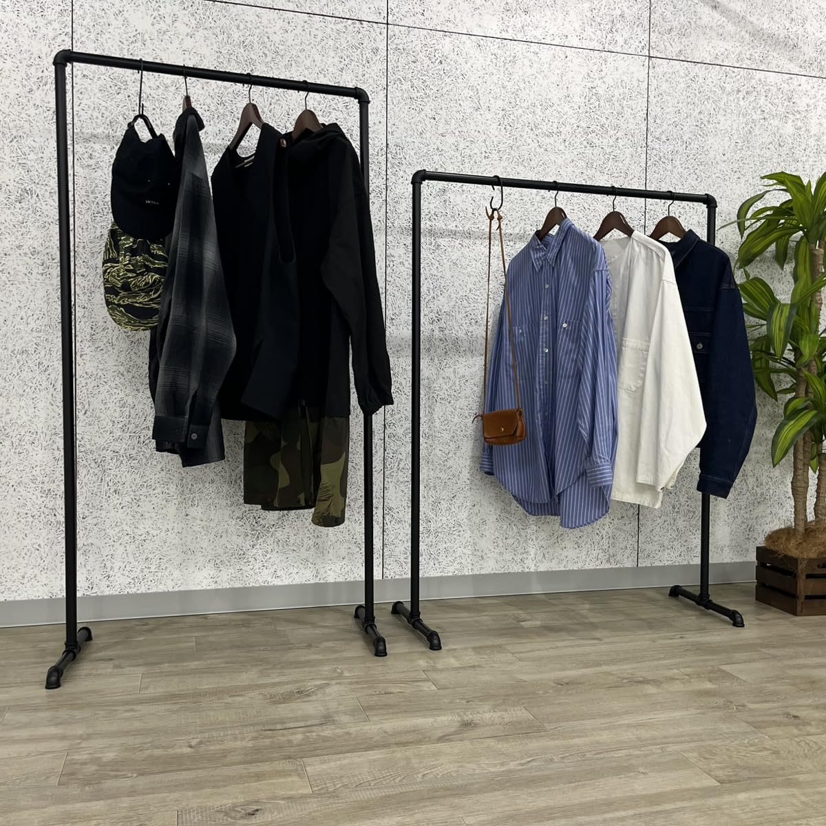 ハンガーラック 120 アイアン ガス管 店舗 什器 収納 シンプル 黒 パイプ ハンガーラック ブラック 黒 頑丈 ガス管 幅120cm アパレルショップに