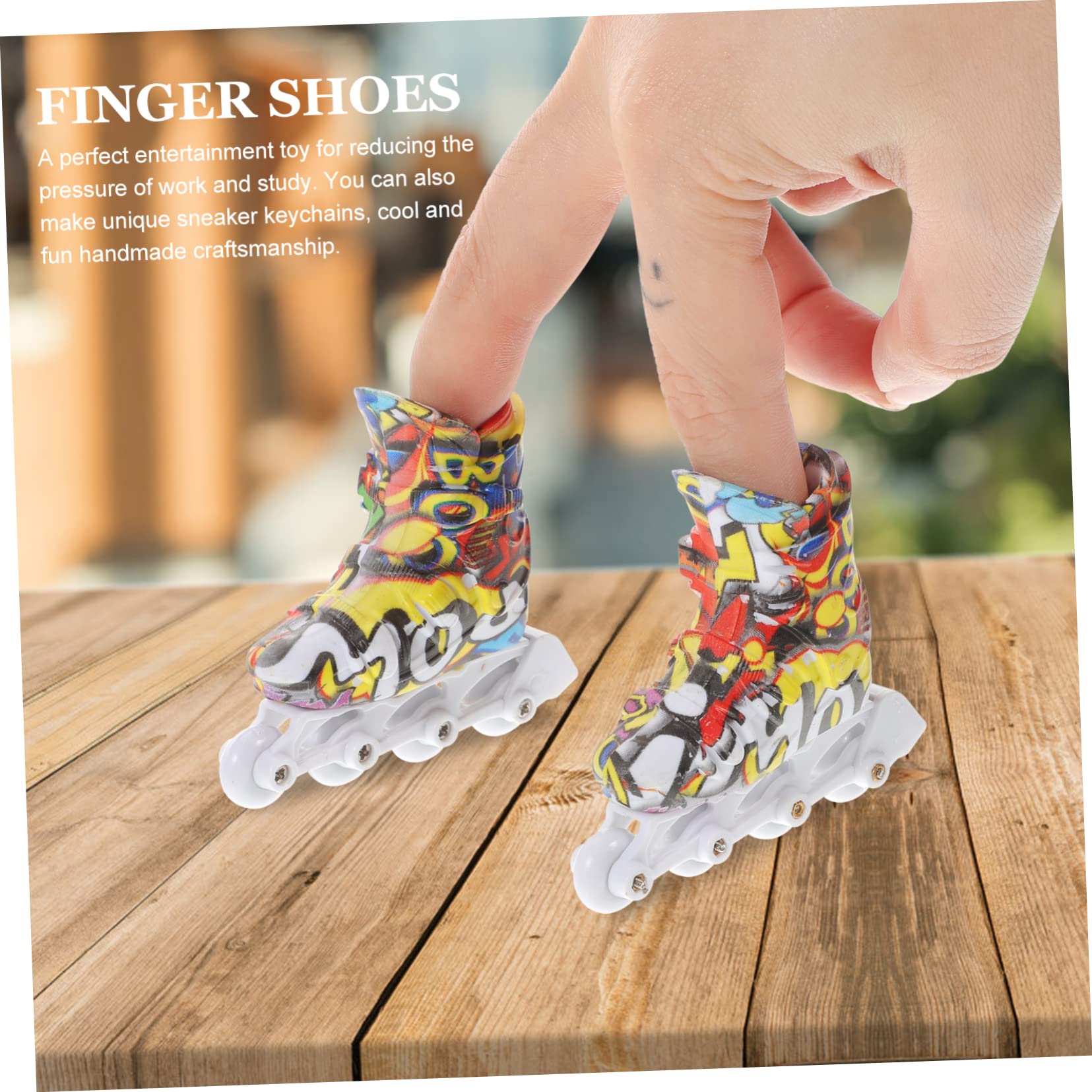 ifundom 2 Paar Fingerrollschuhe aus Kunststoff Realistisches Fingerskatel Spielzeug zur Fingerbeweglichkeit und Stressabbau Spielzeug für Schreibtisch Zufälliger Stil