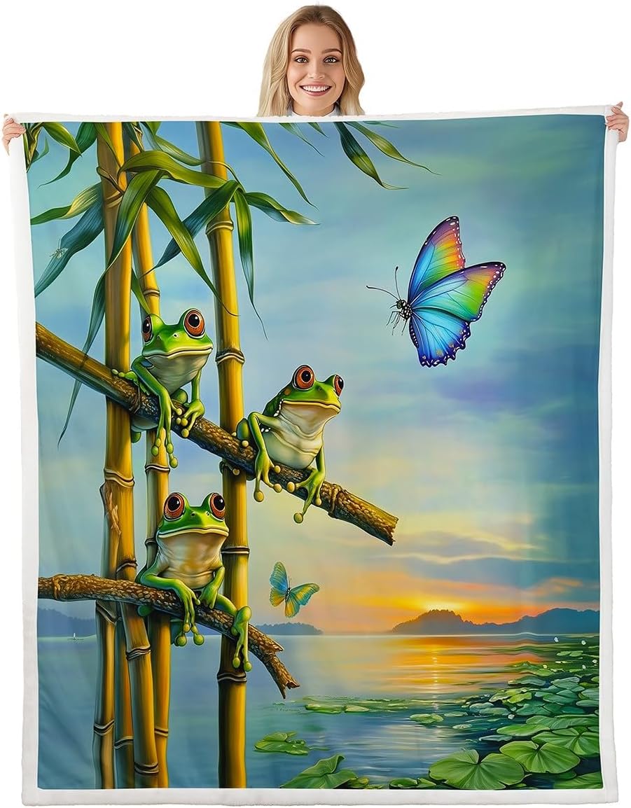 Feelyou Frog Fleece Throw Blanket Queen 90"x90" Cute Plush Blanket for Boys Girls Teens Funny Animal Theme Sherpa Blanket Blue Green Fuzzy Blanket Room Decor Small Animall Flannal Blanket