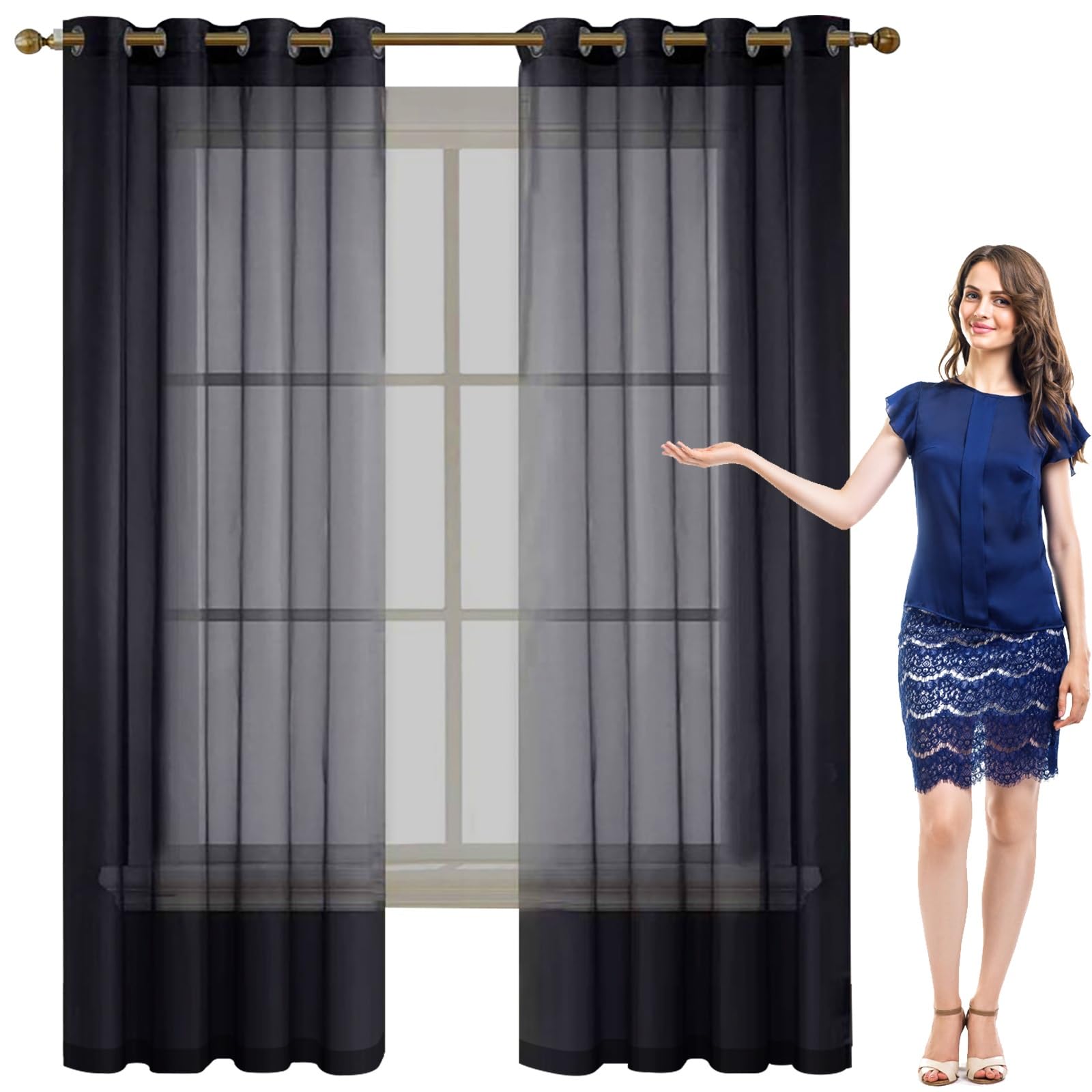 Voilage en lin noir de fenêtre pour une ambiance de salon cocooning