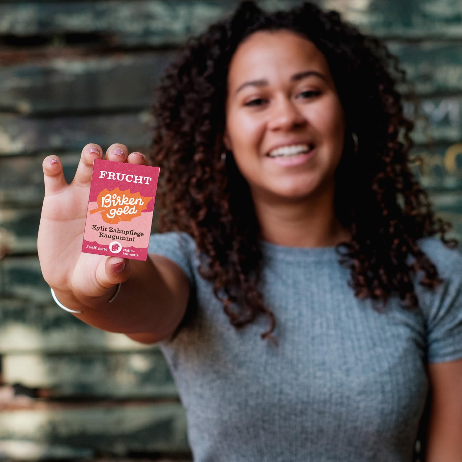 Birkengold Xylit Zahnpflege Kaugummi | Frucht | plastikfrei | 8 Stk. | Natürliche Kaumasse (Chicle) | Ohne Erdöl | Zuckerfrei | Naturkosmetik zertifiziert | vegan