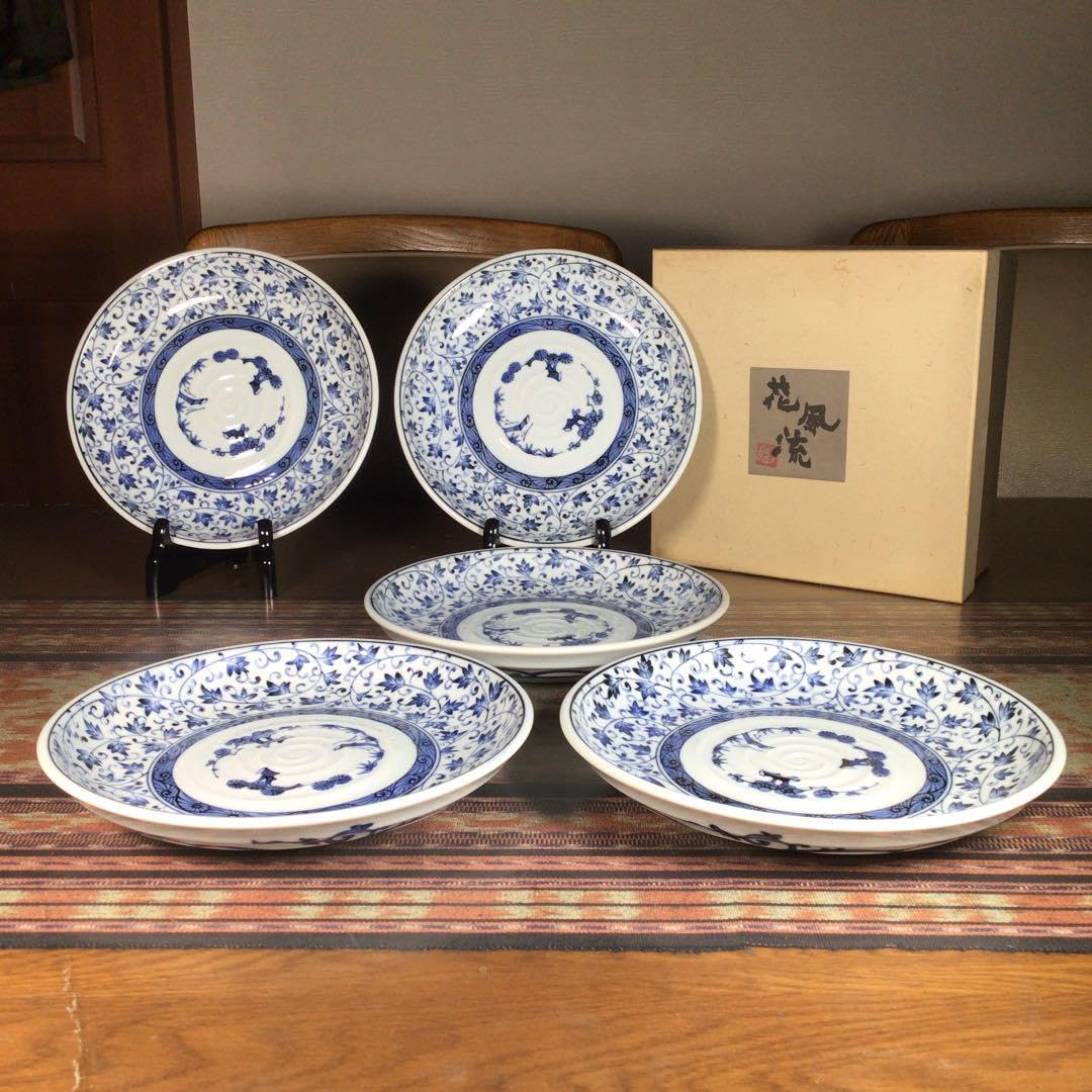 『今こそうー特価』　有田焼　龍峰　『花風流　古伊万里唐草』　大皿　5枚 有田焼 龍峰 『花風流 古伊万里唐草』 大皿 5枚