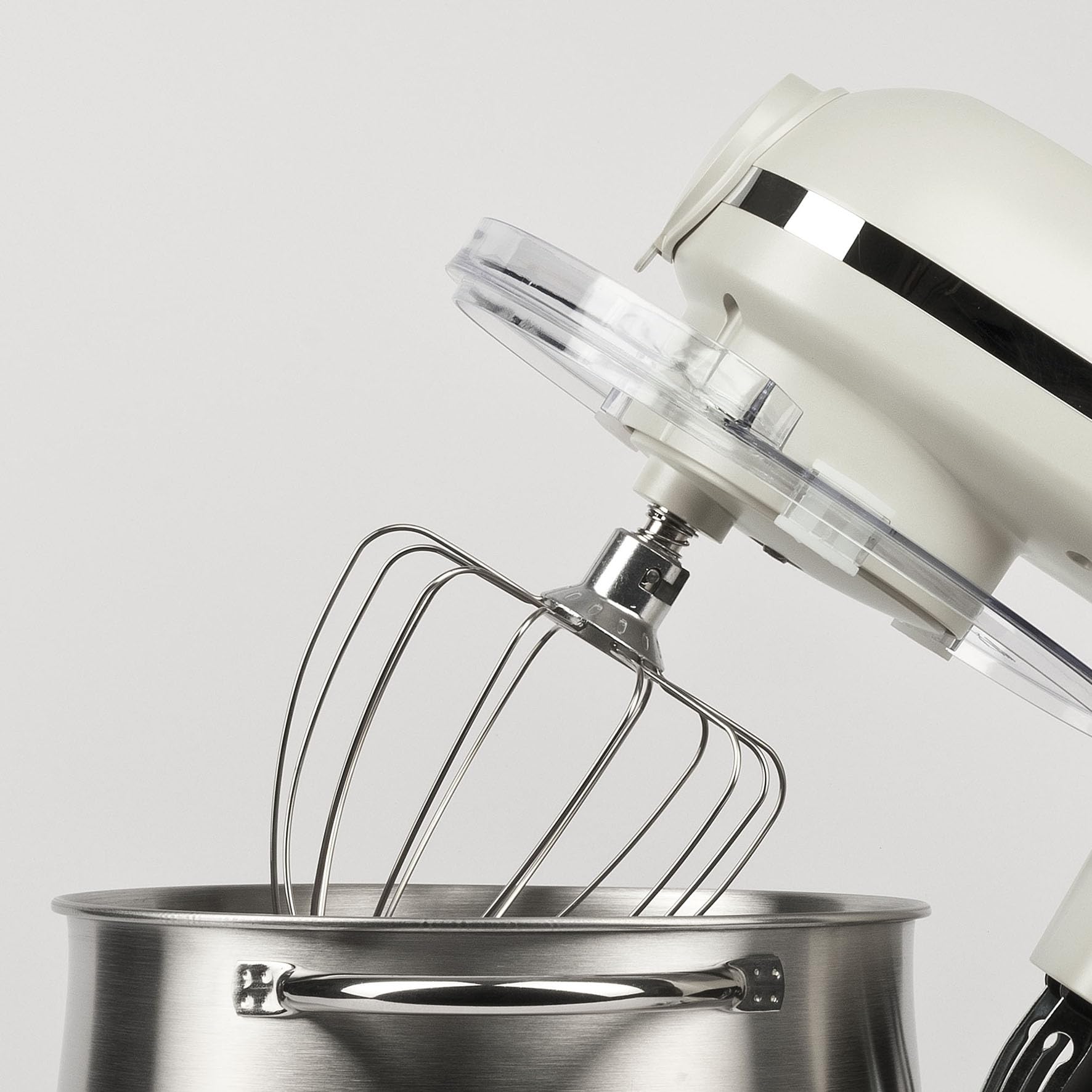 Girmi IM50 Impastatrice Planetaria, 2200W Max, 8 Litri, 6 Velocità, Pulse, Contenitore inox con maniglia, Dispositivo di sicurezza, Accessori inclusi, Panna
