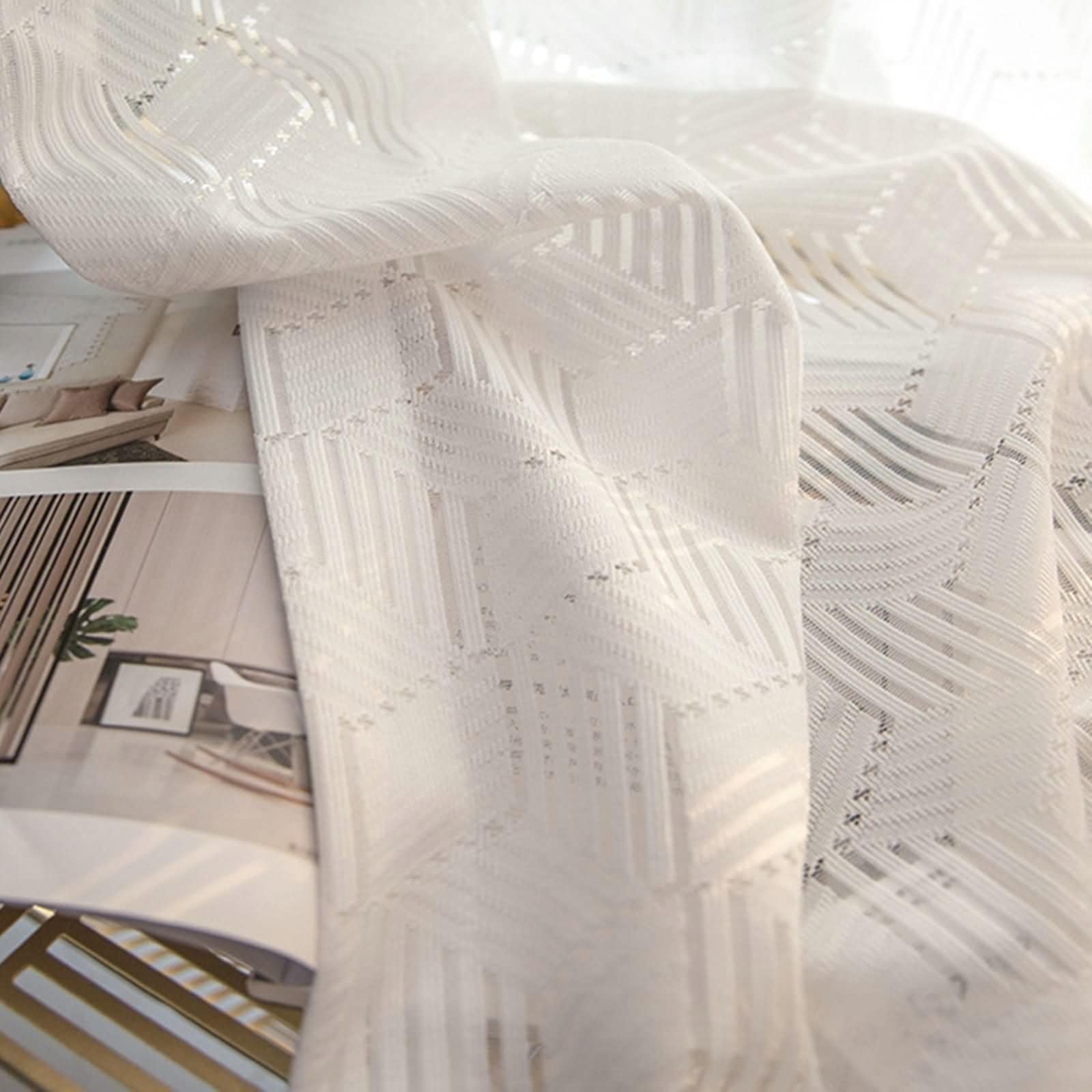 Cortinas blancas transparentes para dormitorio pequeño, juego de 2 con ojales, 96 x 115 cm, poliéster ligero con patrón geométrico, perfectas para decoración del hogar