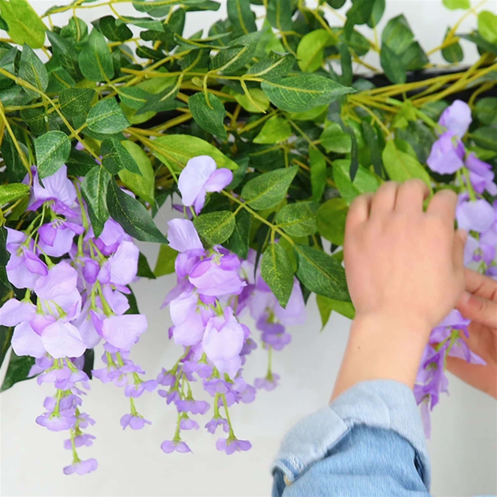 Blumengirlande 2 Stück 1,8 m Glyzinien künstliche Blumen Rankengirlande Pflanzen Hochzeitsbogen Dekoration gefälschte Pflanzenblätter Rattan hintere Wandblume Efeu(2pcs 1.8m Violet)