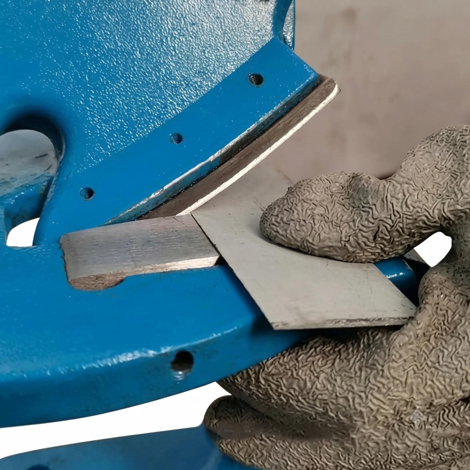Cesoia per Lamiera Senza Collo, Utensile Manuale da Banco da 440 mm | Taglia Acciaio Dolce da 2 mm e Alluminio da 3 mm, Lame Rotanti Curve e Ingranaggi per Tagli Dritti, Curvi e Sagomati