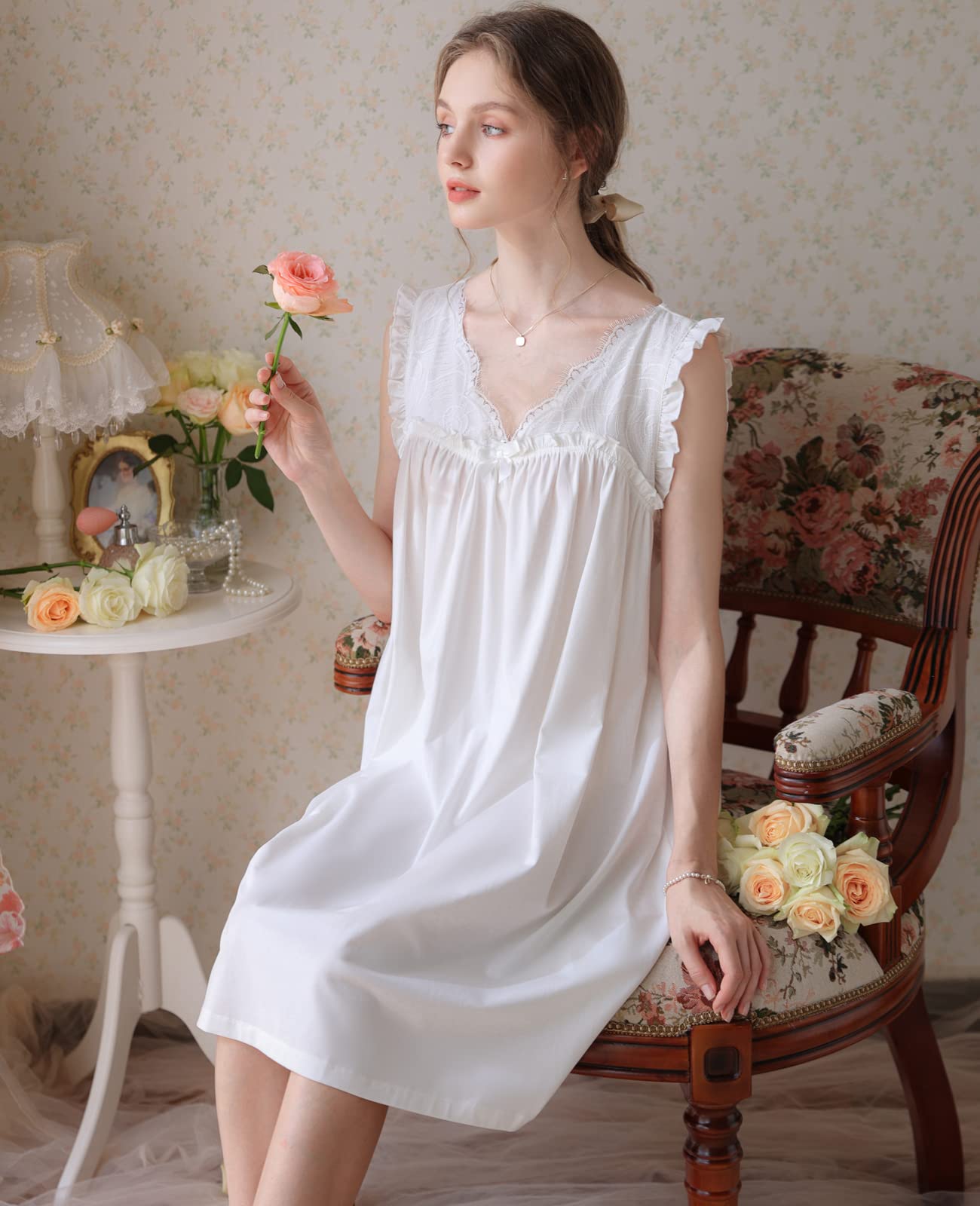 Nanxson Chemise de Nuit en Coton Tricoté pour Femme Robe de Nuit sans Manches Col en V Dentelle Vêtements de Nuit