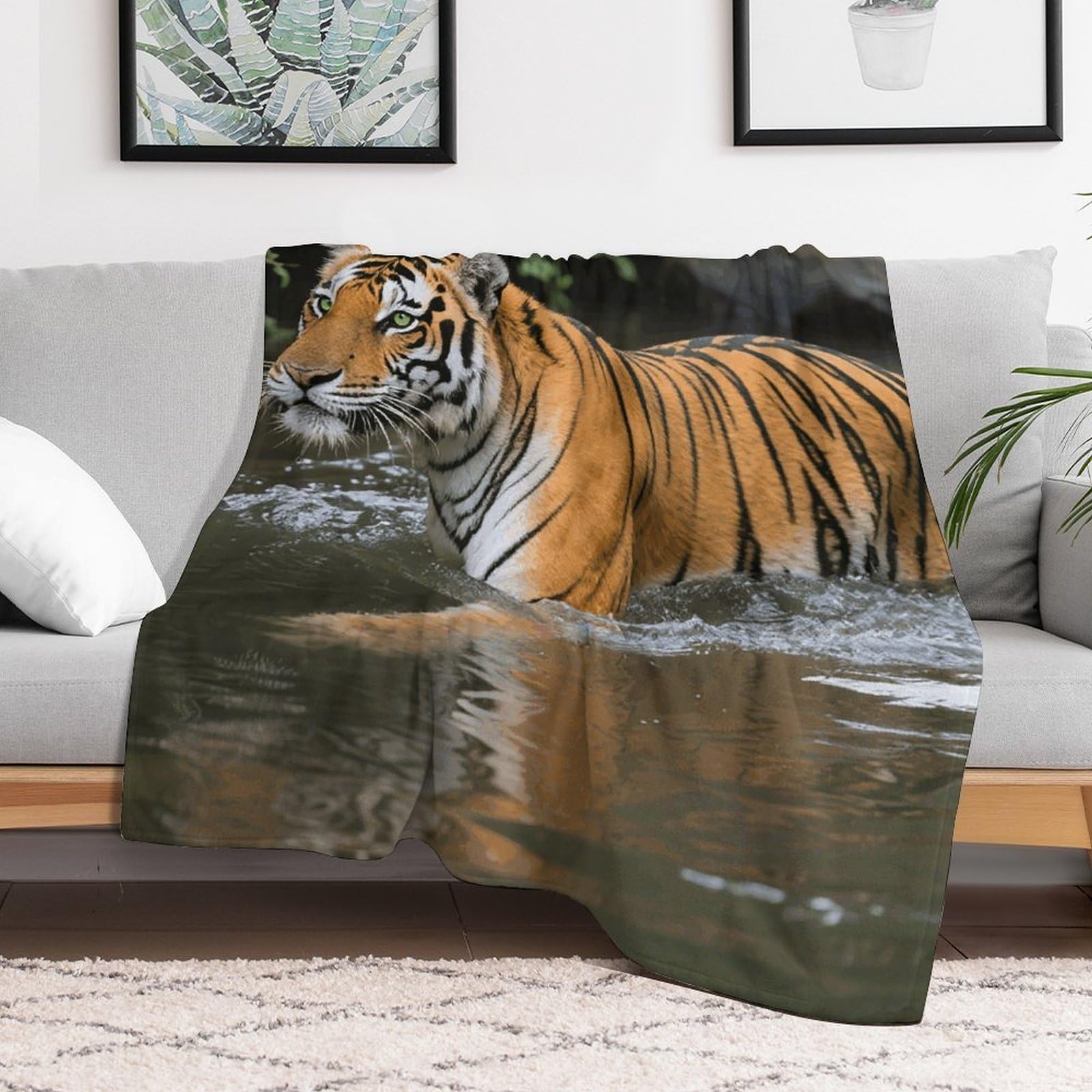 Custom Tiger Swimming Blanket Lightweight Flannel Fleece Throw for Couch Sofa Bed Luxury Soft Cozy Plush Lap Bedtime Blanket for All Seasons Bedroom Home Decor Gifts 60x80