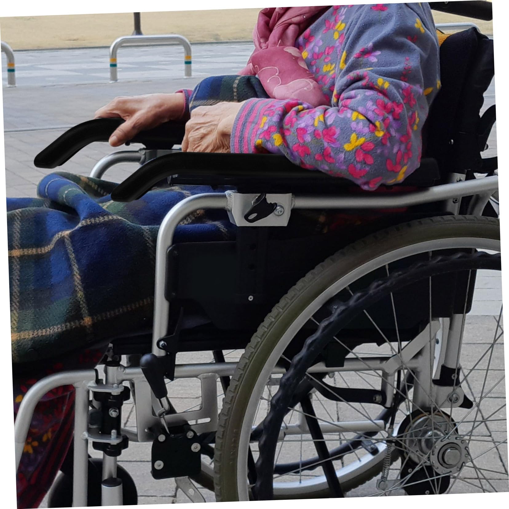 NUOBESTY 4 Paia bracciolo per sedie a rotelle braccioli accessori per disabili cuscino del sedile dell'auto poltrona cuscinetto protettivo per il braccio parti della Black