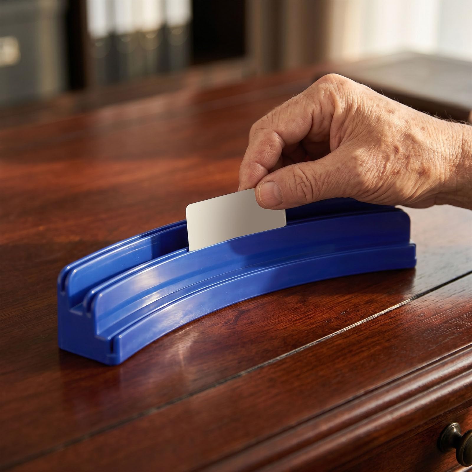 Lurrose 2 porta carte - Vassoio curvo a 3 strati per carte da gioco - Organizer per da poker e bridge - Ideale per serate di gioco, feste e riunioni di famiglia