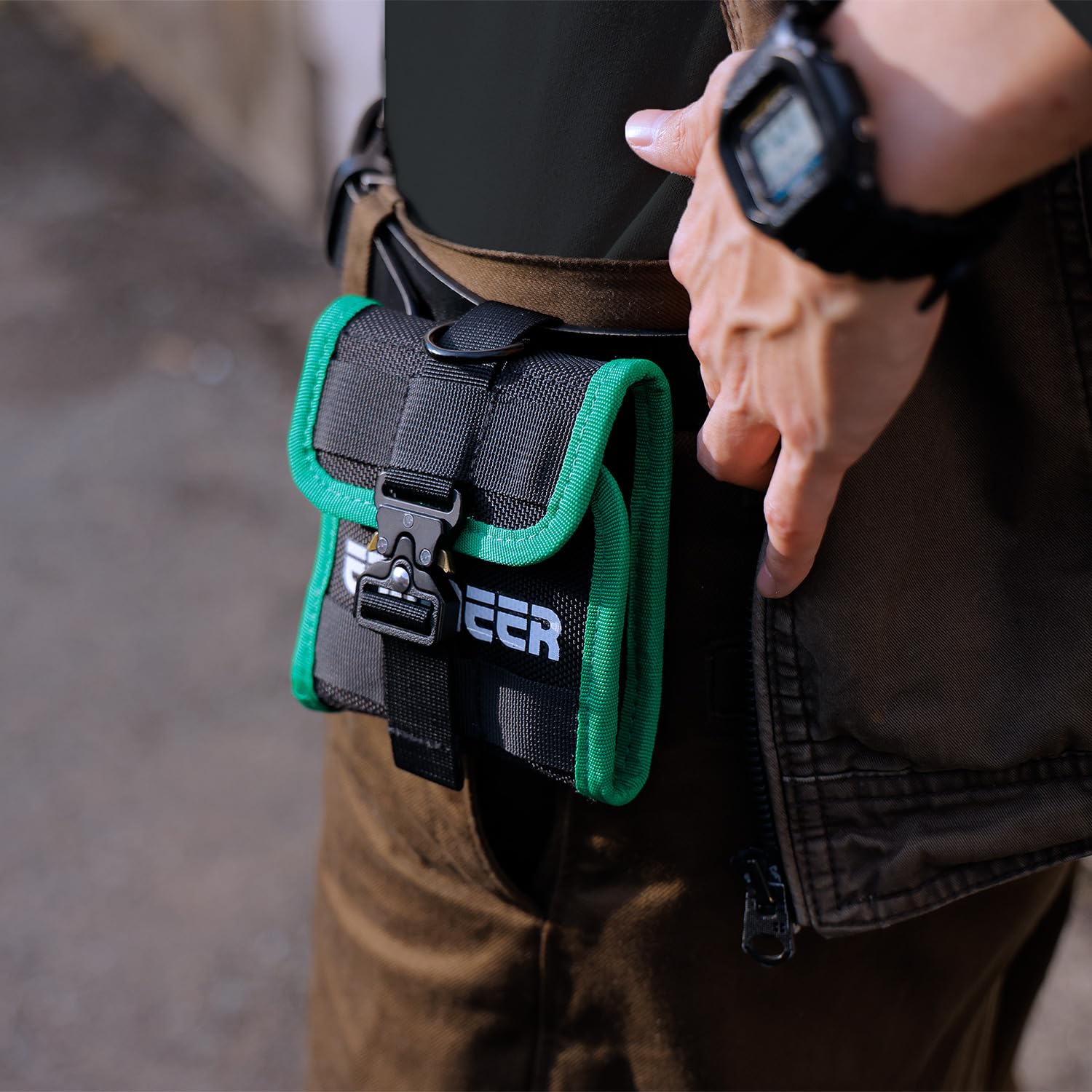 Amazon | エンジニア ツールポーチ KSE-36 | ソケットレンチ