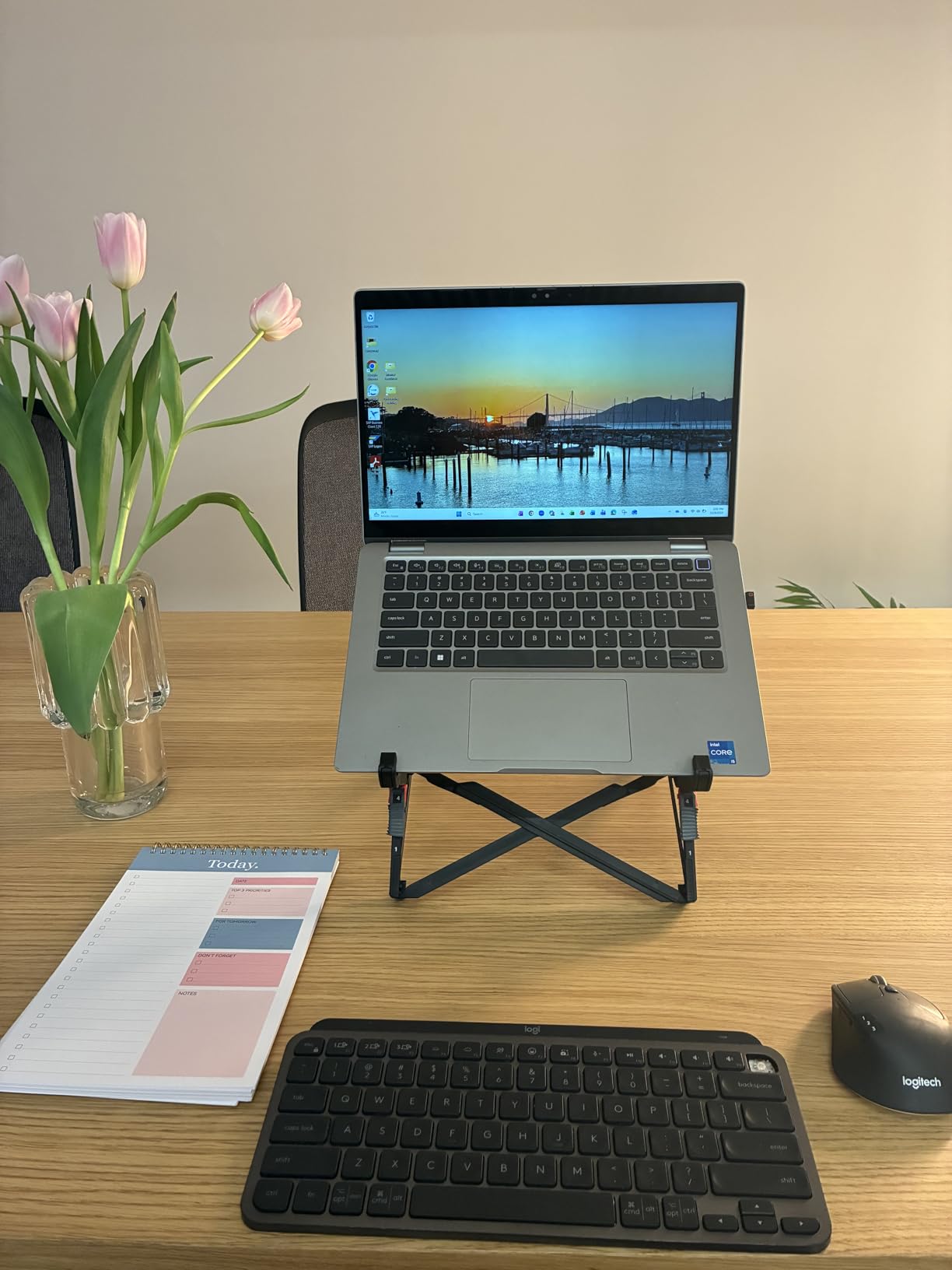 【新品】Roost Laptop (ノートPC) スタンド Roost Laptop Stand | Free yourself from laptop neck pain by James
