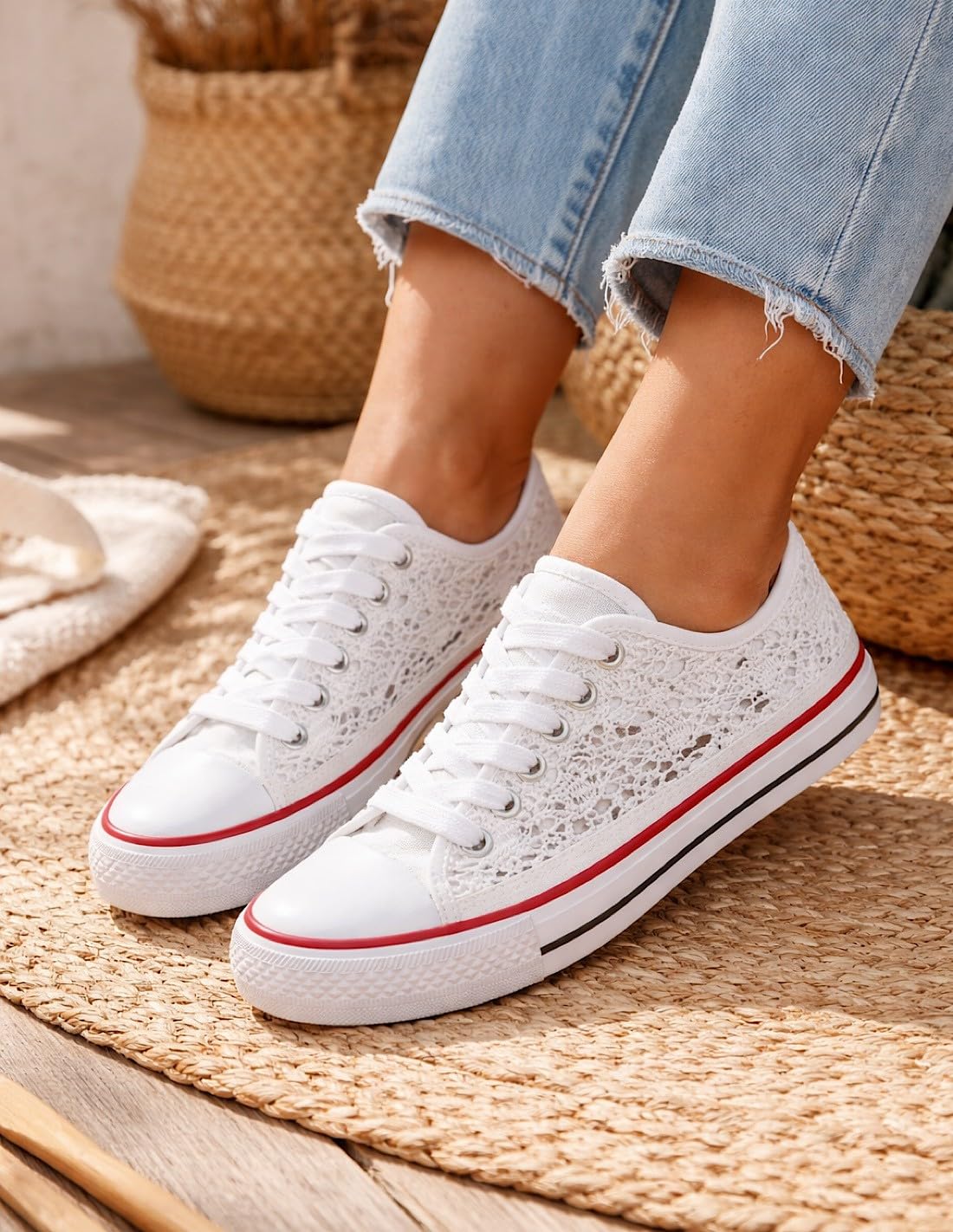Basket femme dentelle blanche, noire ou bleu marine – Sneakers basses confortables et respirantes – Chaussures été