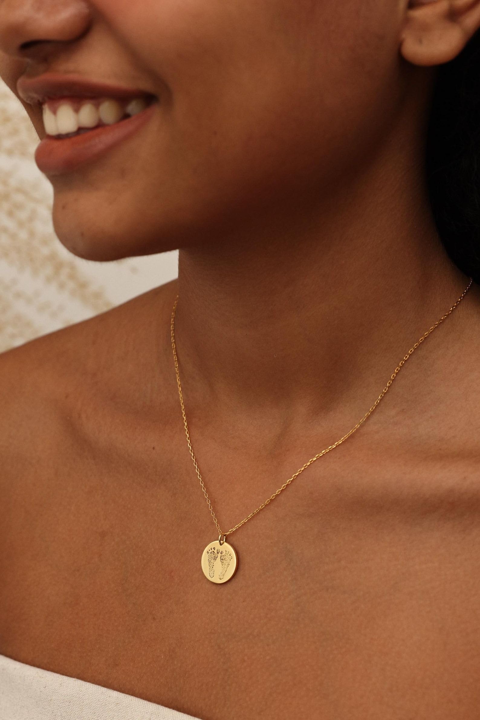 A medida bebé huellas de pies Collar plata de ley 925 Huellas personalizadas Niños Colgante Guardar joyería recuerdo Para mamá Joyería sentimental Día de la Madre Personalizada