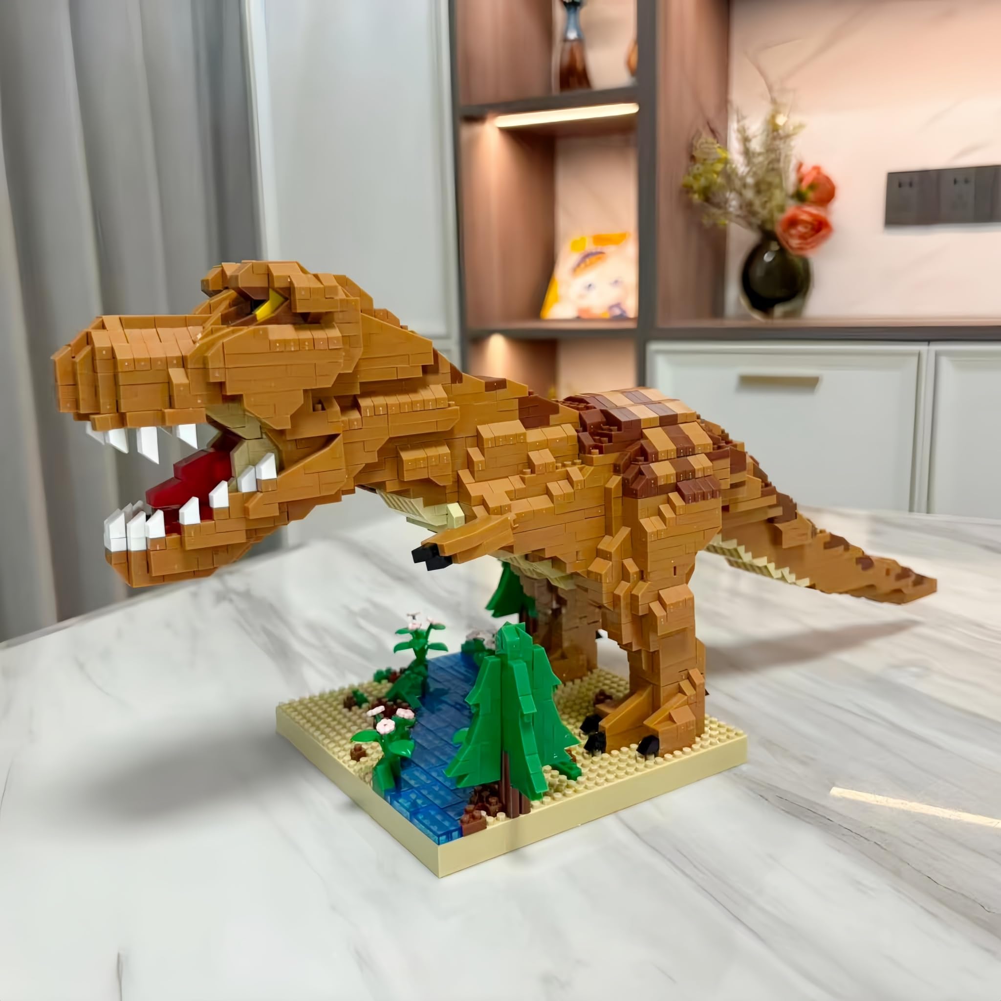Jurassic Yellow T-Rex Micro Set di mattoncini da costruzione – 2500 pezzi, modello di dinosauro tematico della giungla da 35,6 cm, giocattolo antistress per adulti, decorazione