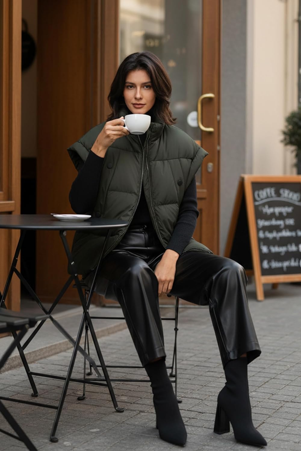 Orolay CHIIONE Oversized Puffer Vest Stand Collar Lightweight Relaxed Fit Winter Quilted Padded Gilet Sleeveless Jacket - Image 7