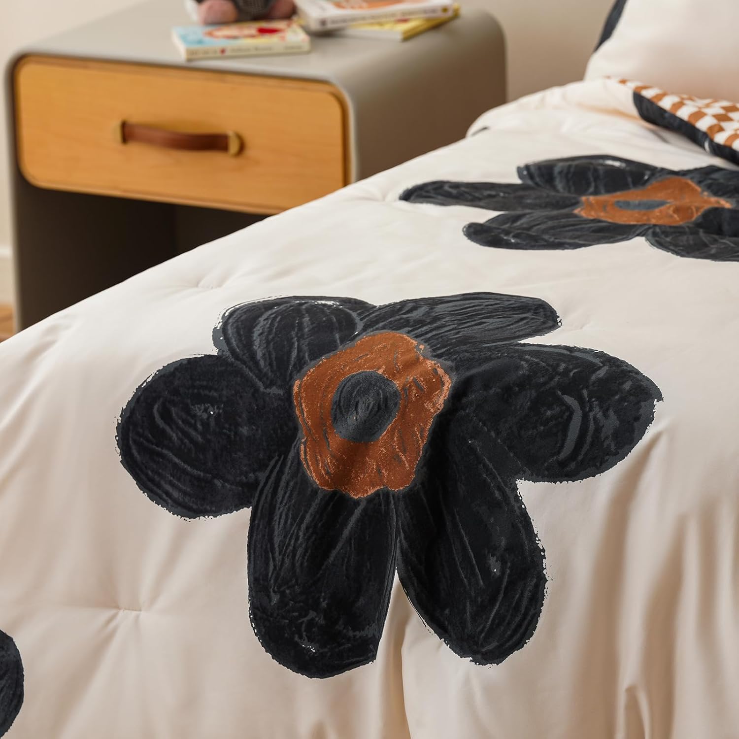 Pureant Black Floral Toddler Bedding Sets Sunflower Comforter for Girls 4 Pieces Boho Black and White Flower Bedding Soft Crib Bed Set Including Comforter, Flat Sheet, Fitted Sheet and Pillowcase