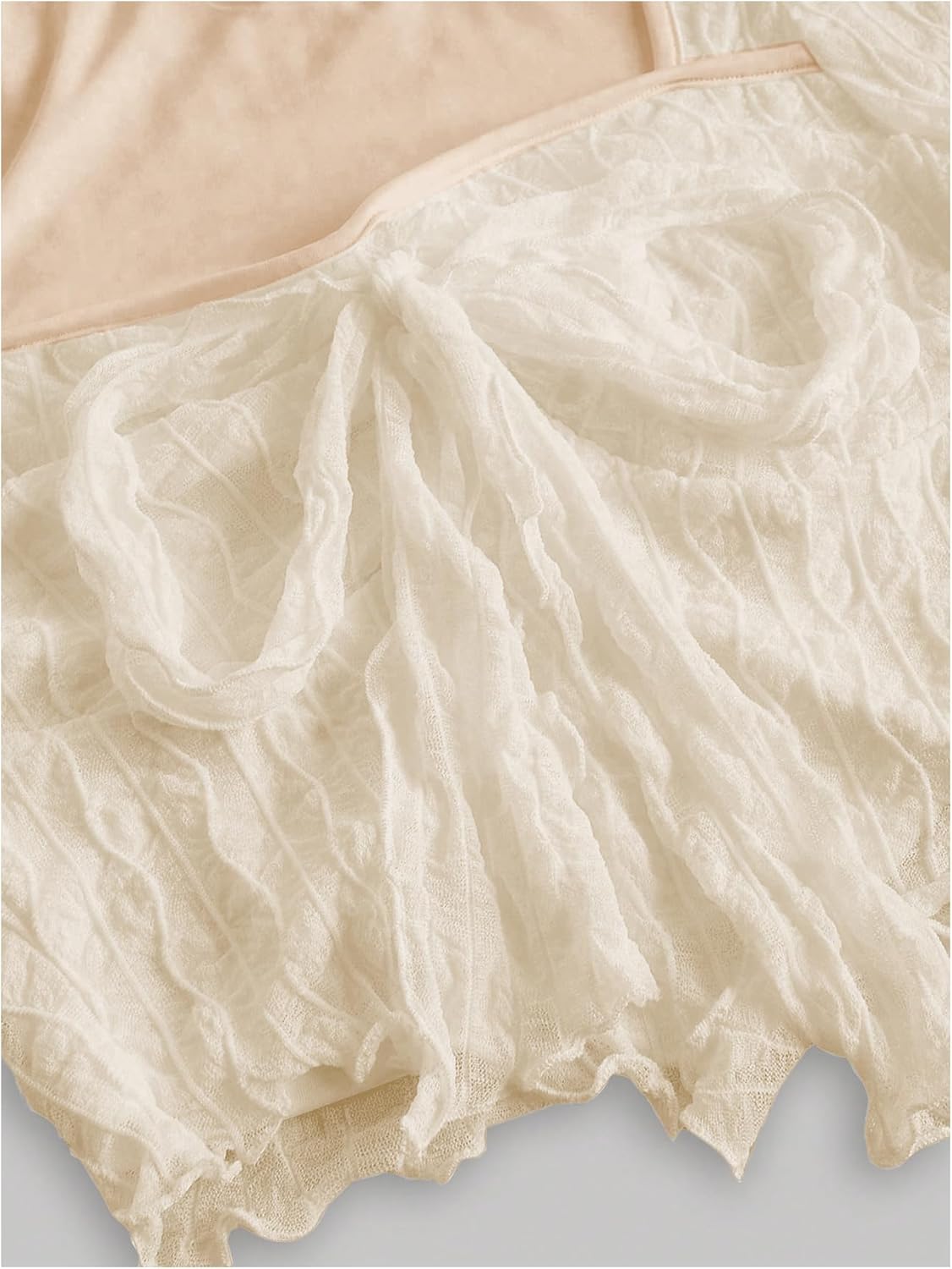 SOLY HUX Women's Long Bell Sleeve Tops Mesh Sweetheart Neck Going Out Crop Top Casual Asymmetrical T Shirts Tees - Image 3