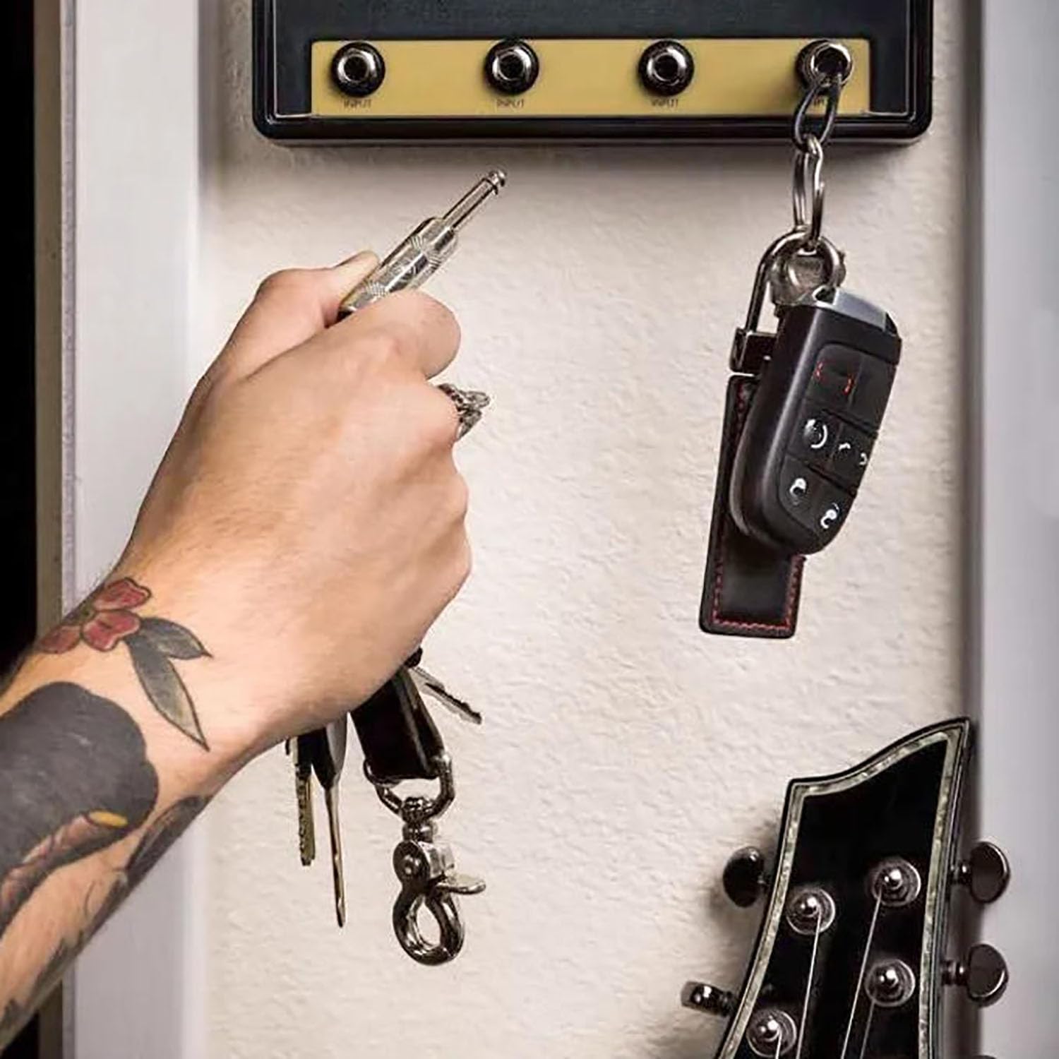 MarshallKey Holder Black Leather Plug ABS Zinc Alloy Material Amp Key Holder for Wall-Mounted Keychain Kit Guitar Key Holder,Key Hanger,Home Office Recording Studio Rehearsal Space 4PCS image 5